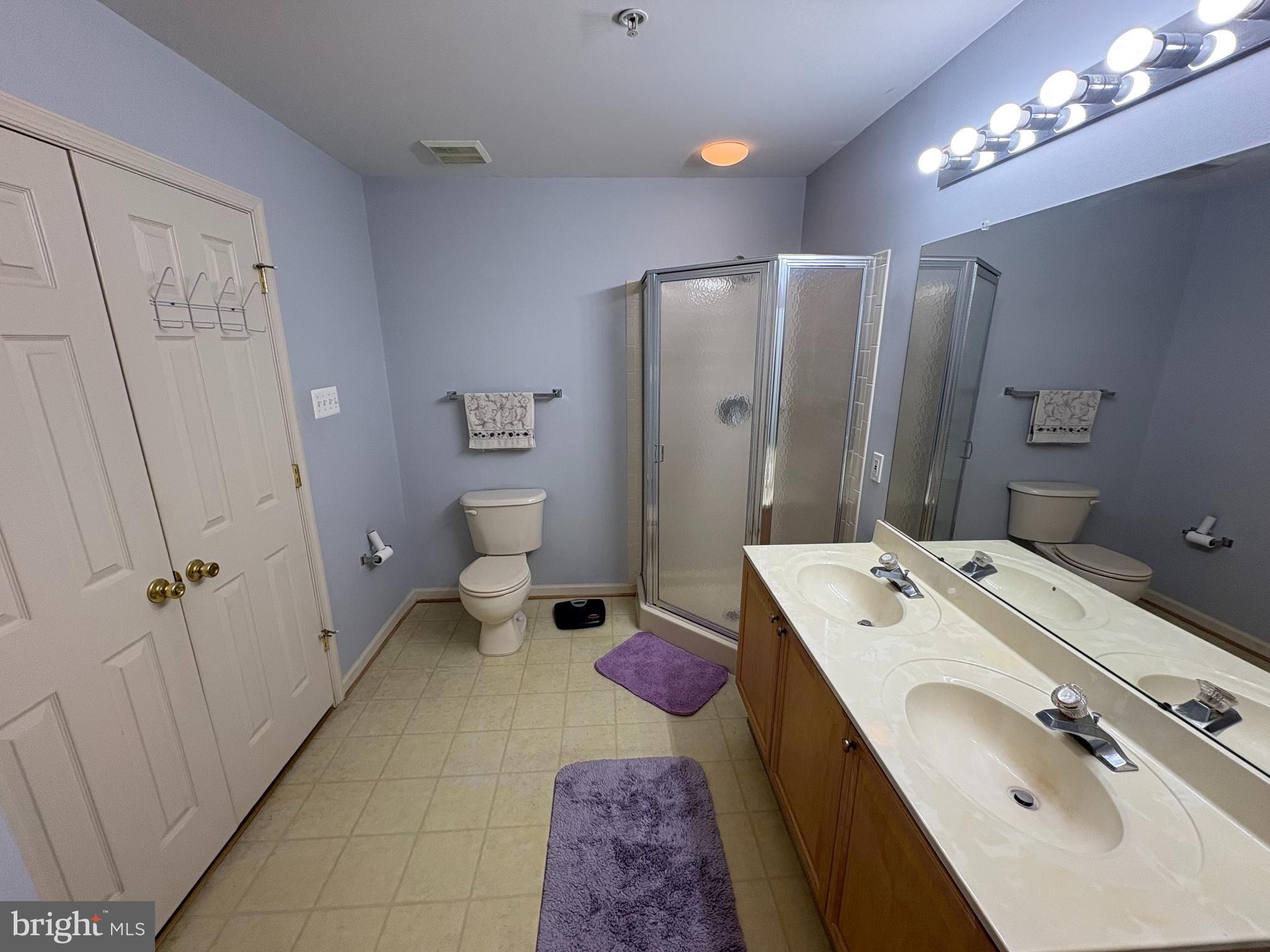 WHISPERING RIDGE - Residential