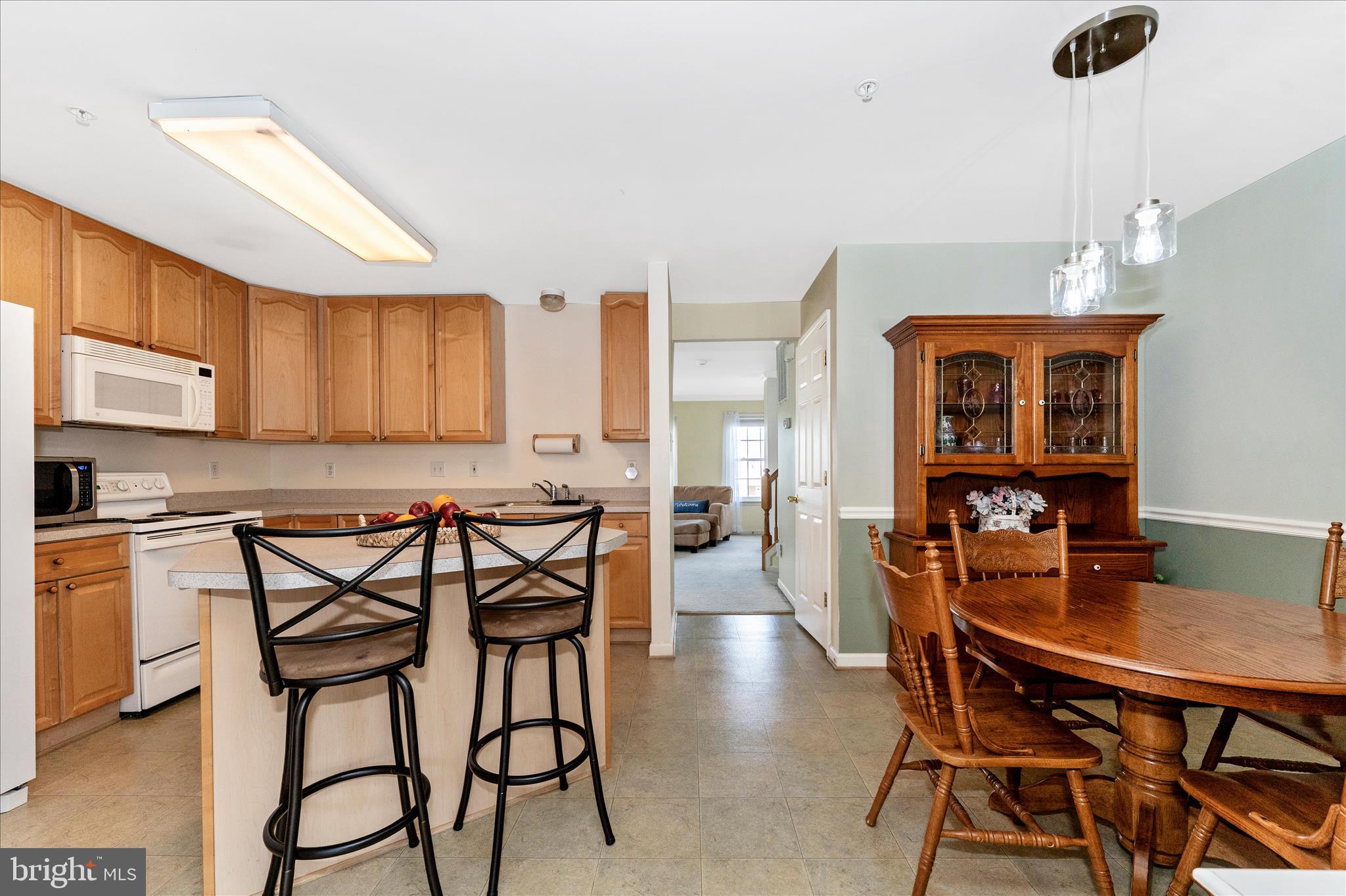 WHISPERING RIDGE - Residential