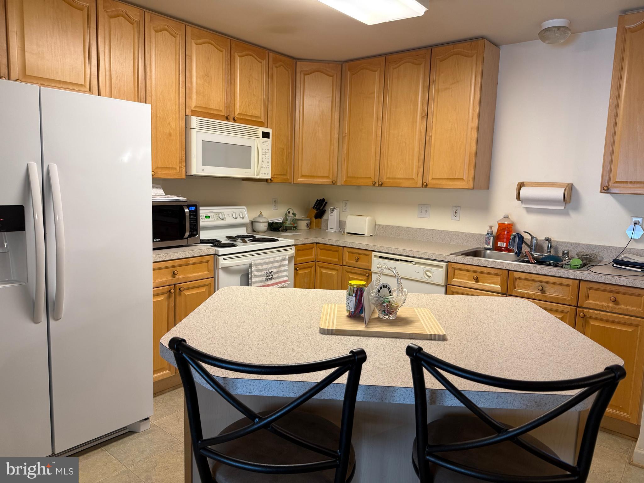 WHISPERING RIDGE - Residential