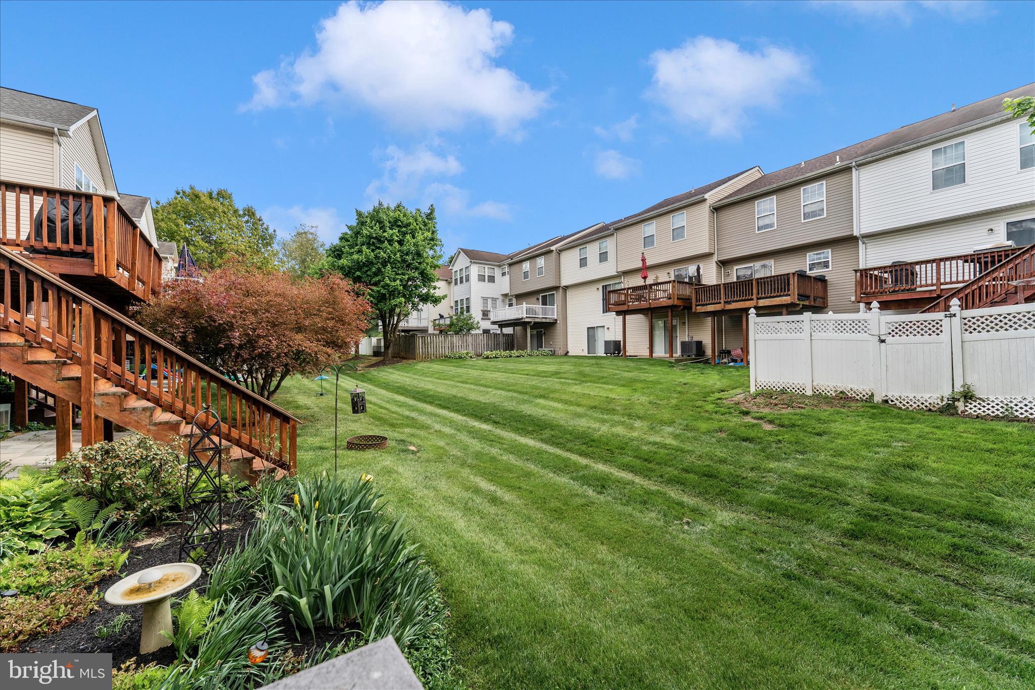 WHISPERING RIDGE - Residential