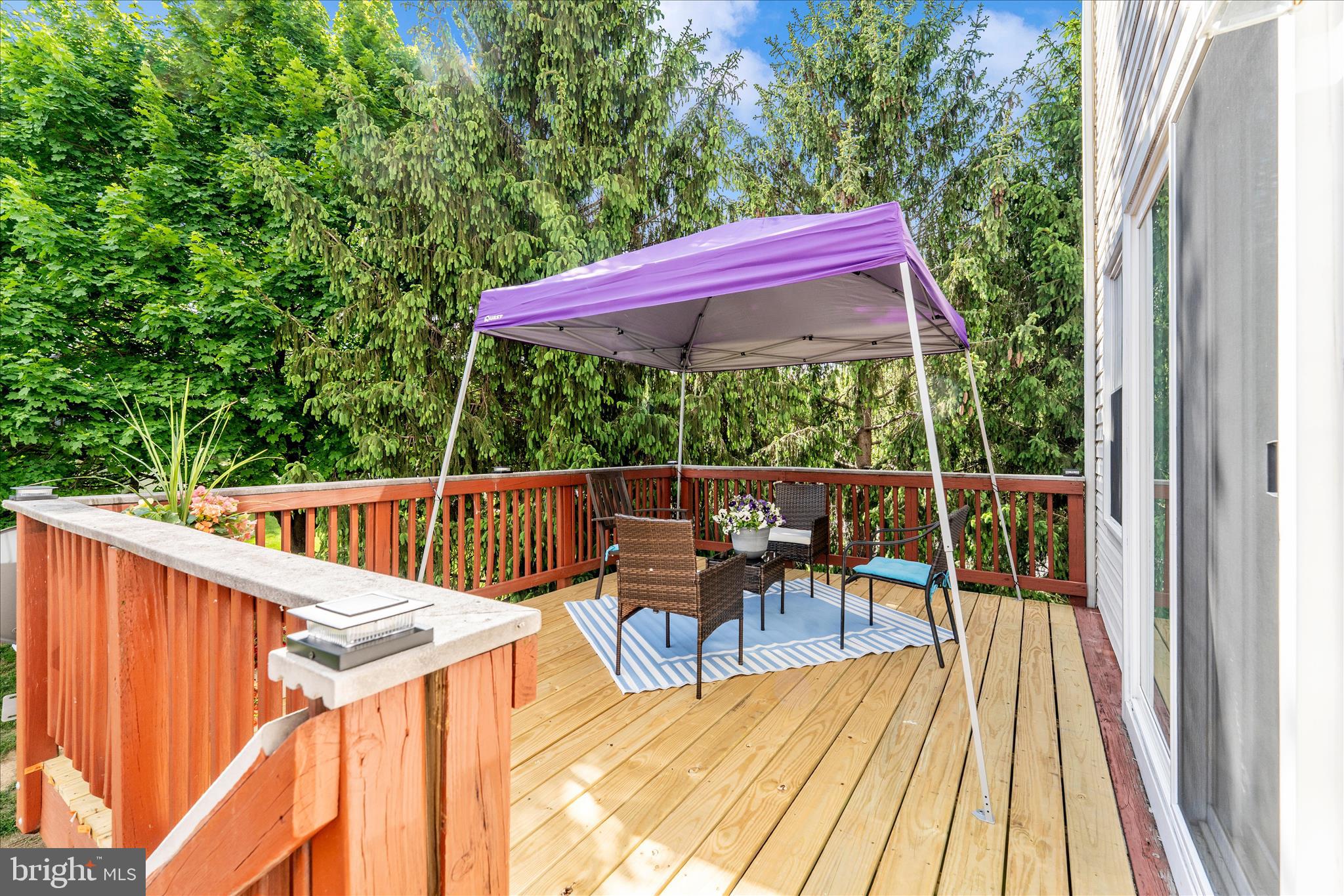 WHISPERING RIDGE - Residential