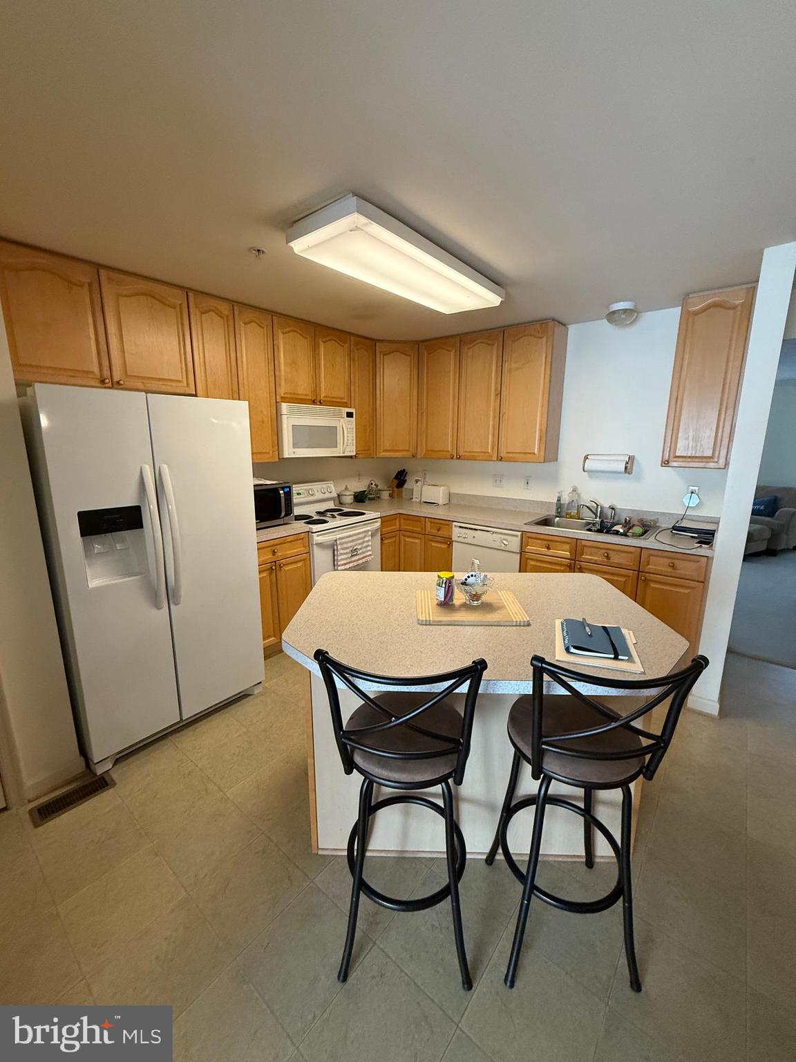 WHISPERING RIDGE - Residential