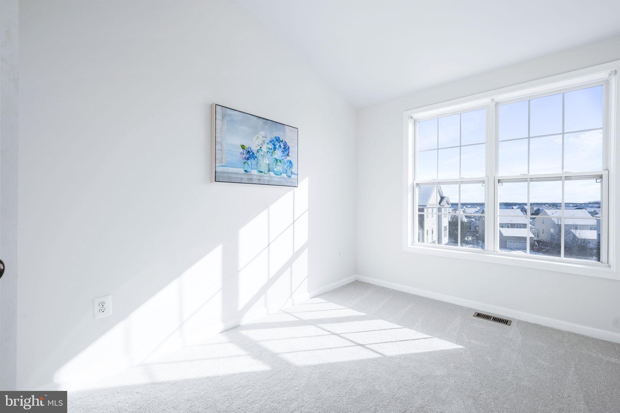 LOUDOUN VALLEY ESTATES 2 - Residential