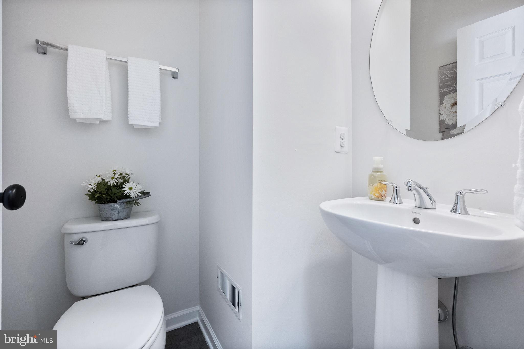 LOUDOUN VALLEY ESTATES 2 - Residential