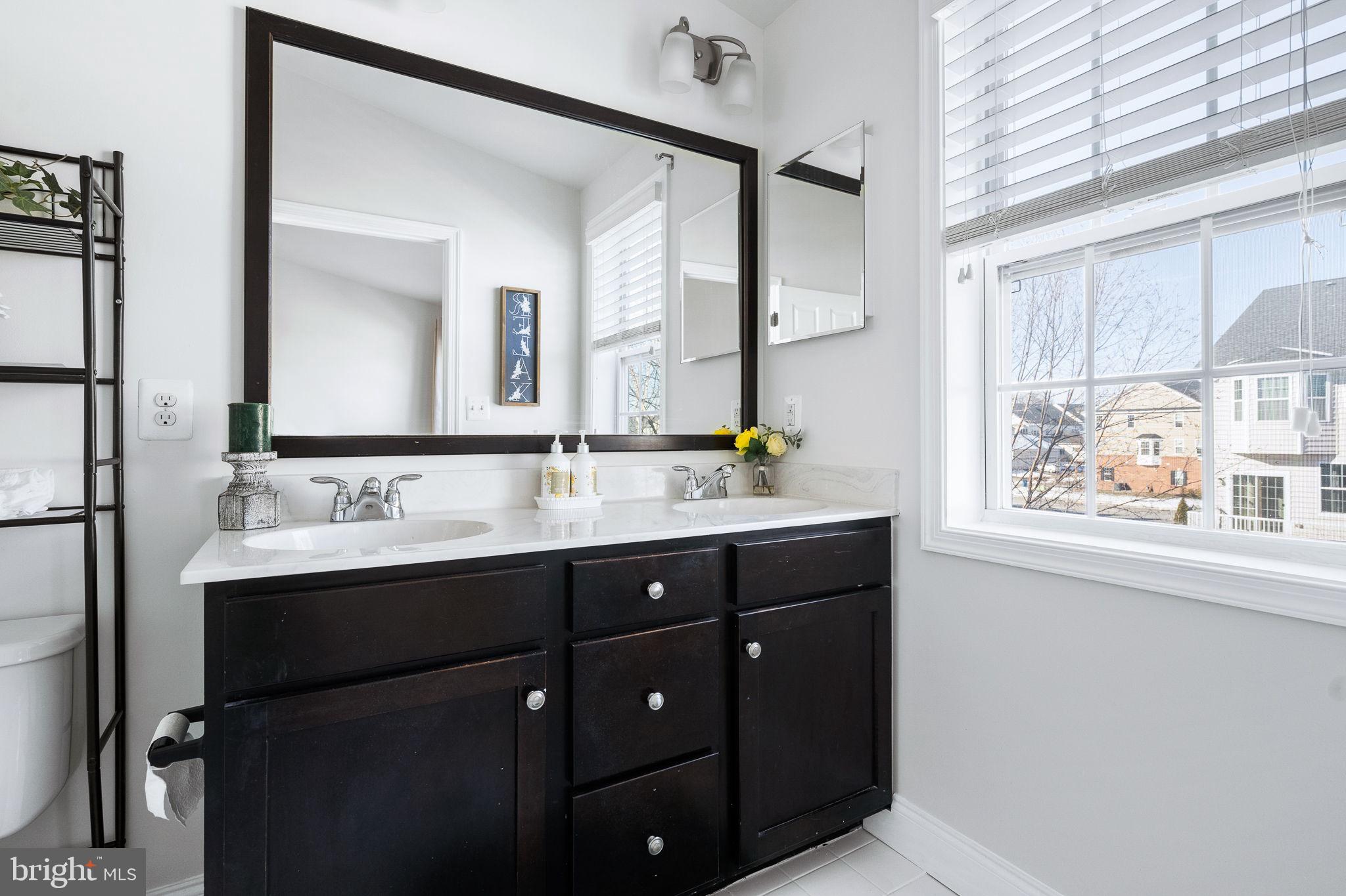 LOUDOUN VALLEY ESTATES 2 - Residential