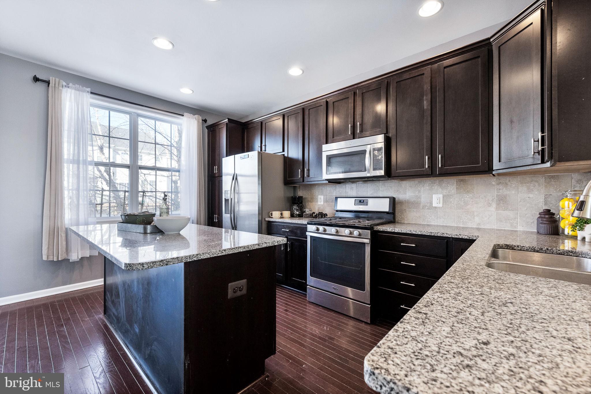 LOUDOUN VALLEY ESTATES 2 - Residential