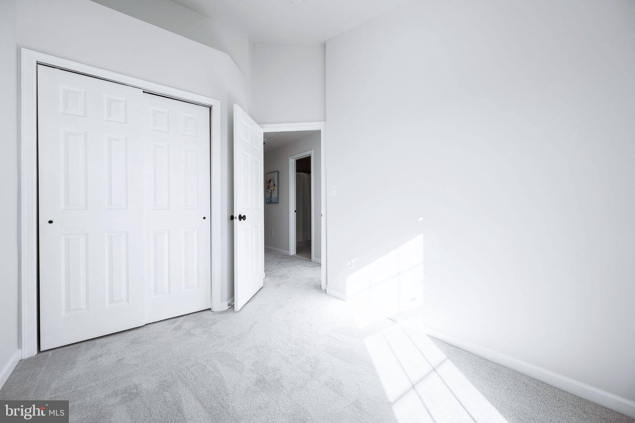 LOUDOUN VALLEY ESTATES 2 - Residential