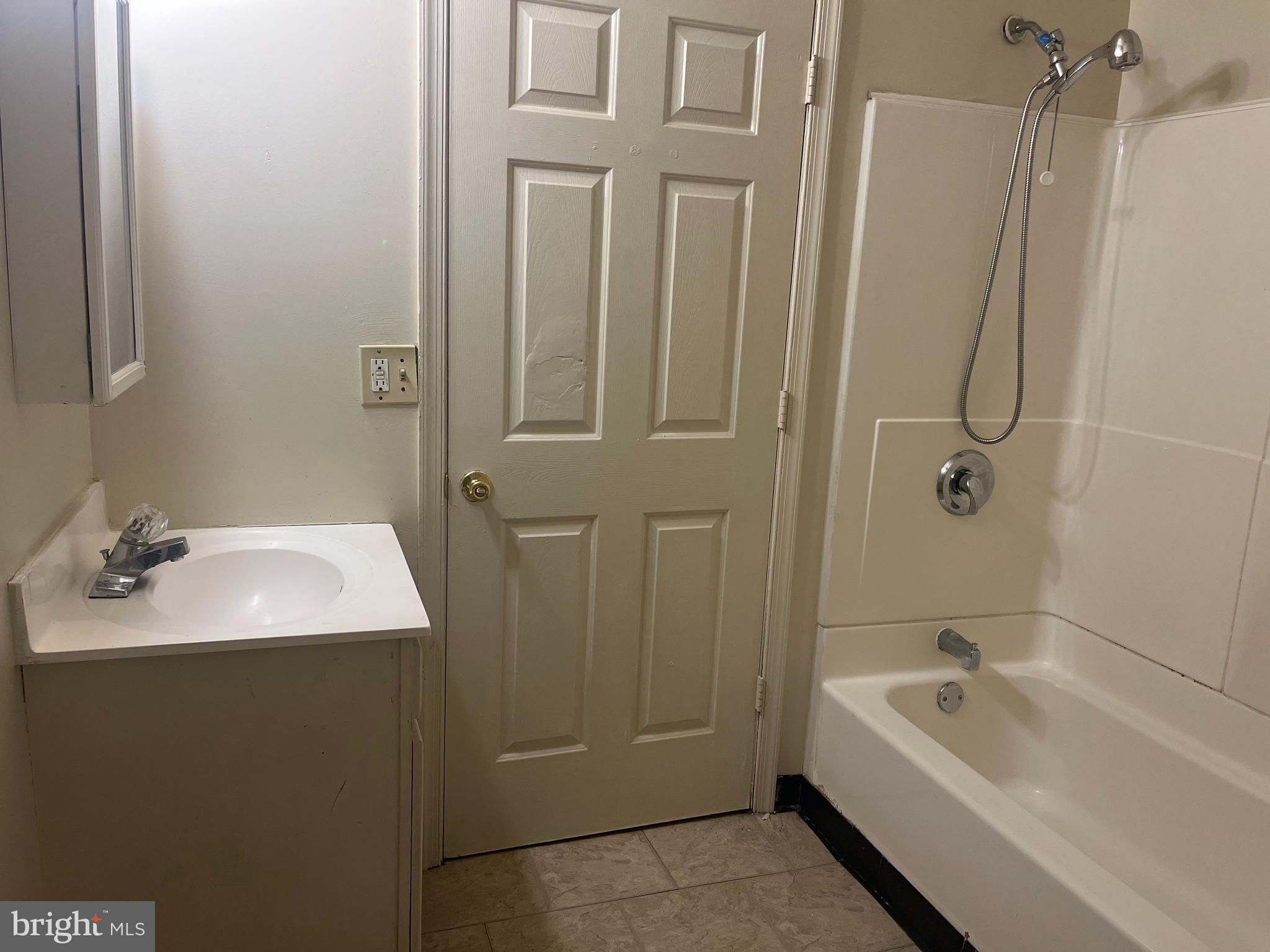 N/A - Residential Lease