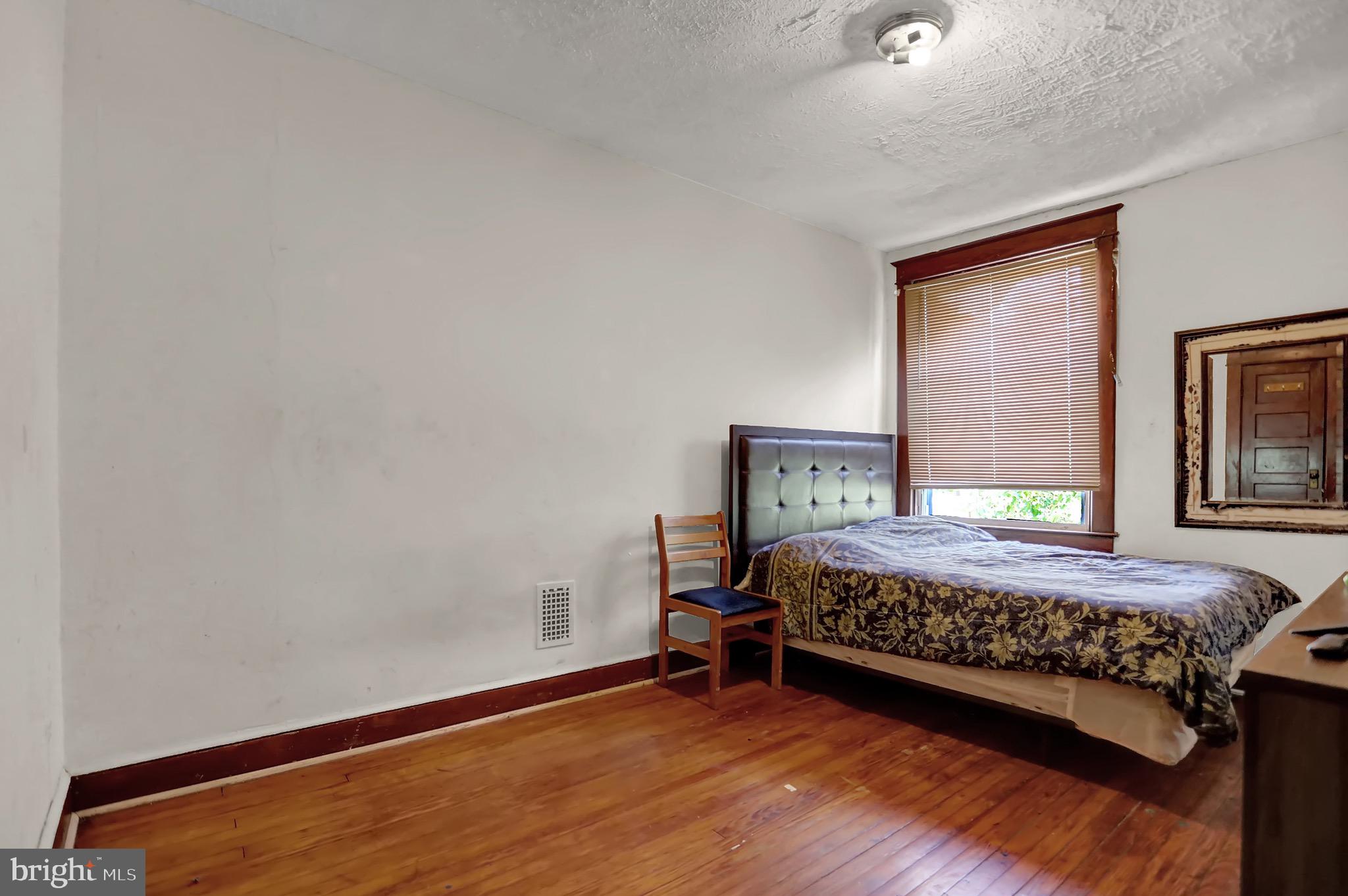 BELAIR-EDISON - Residential