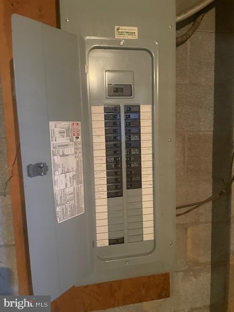 GREENWOOD MALL - Residential