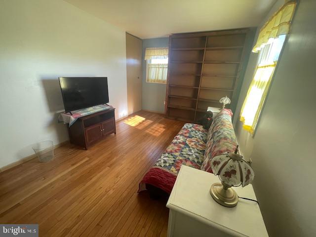 GREENWOOD MALL - Residential