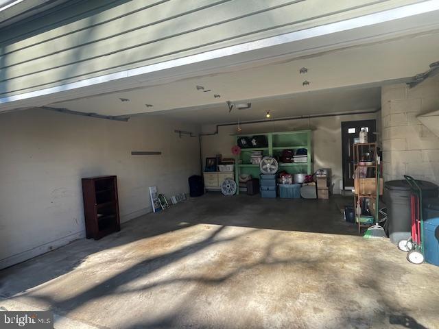 GREENWOOD MALL - Residential