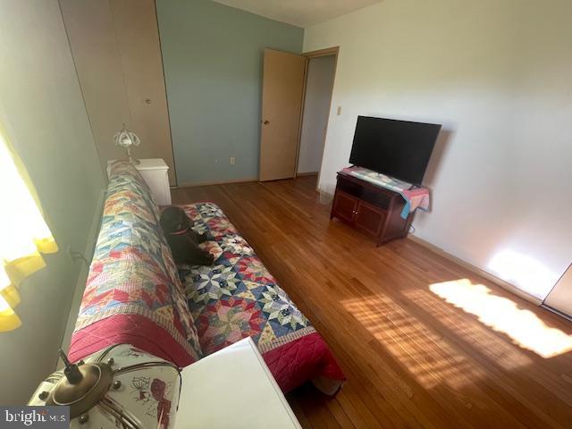 GREENWOOD MALL - Residential