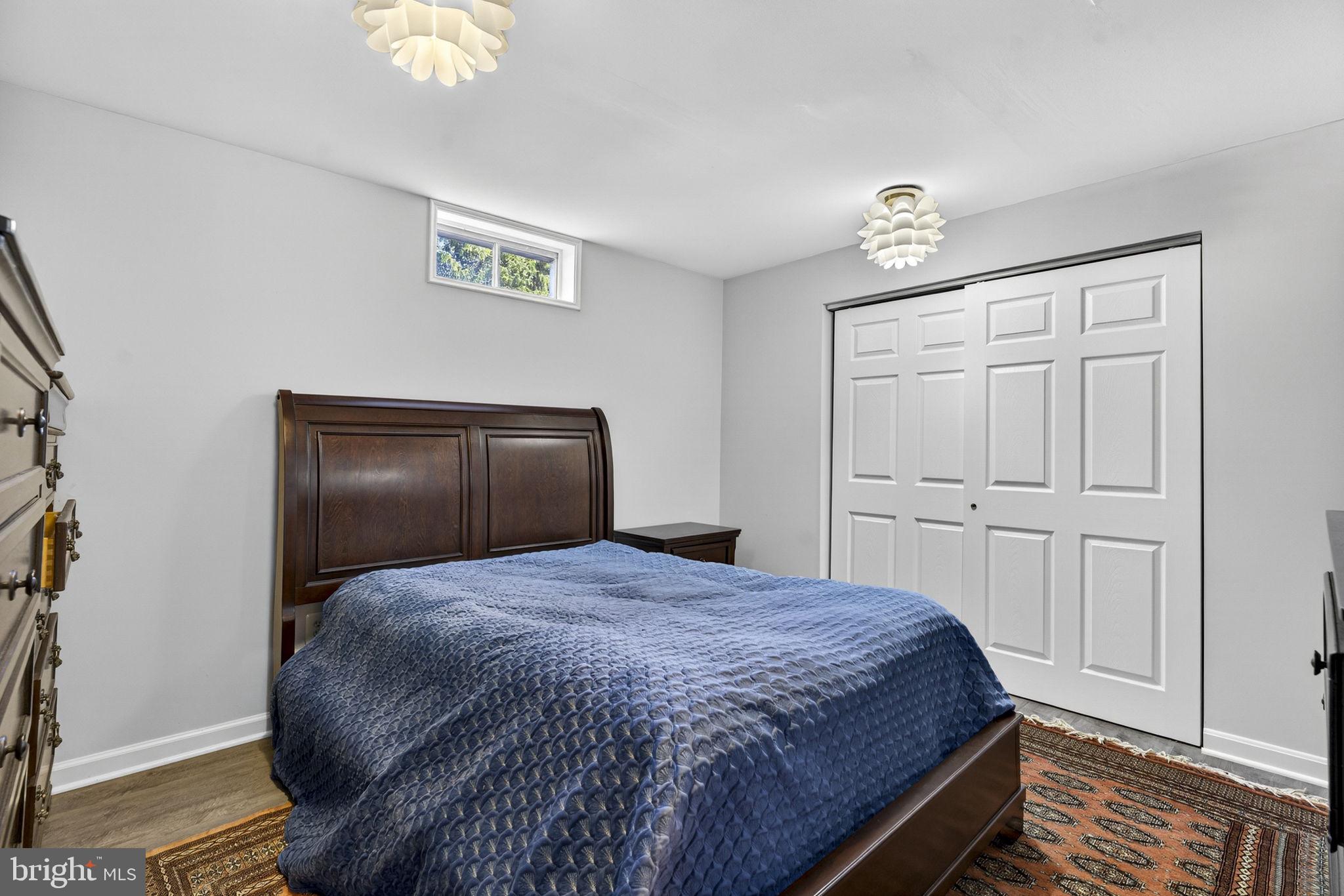 GREAT FALLS CHASE - Residential