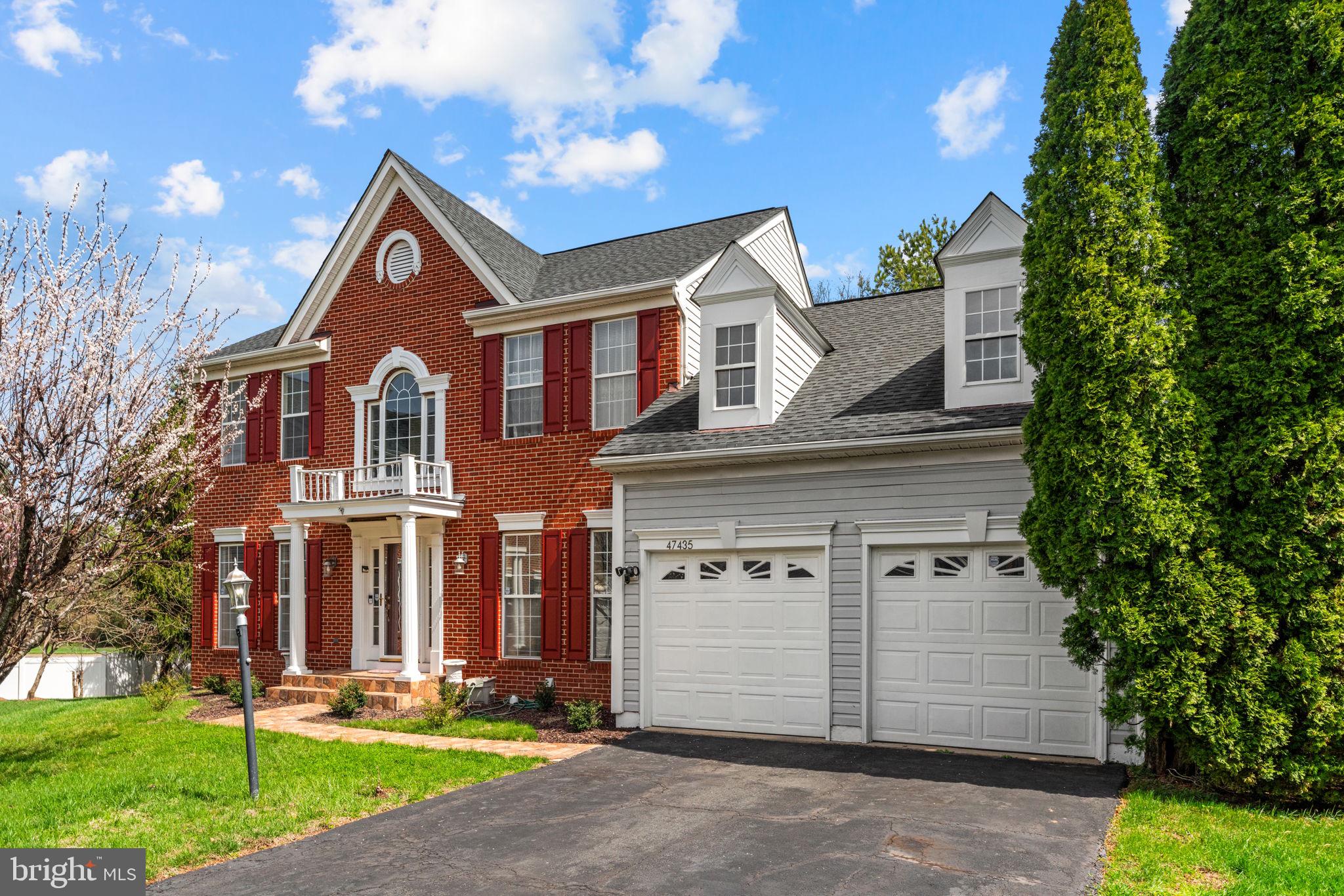 GREAT FALLS CHASE - Residential