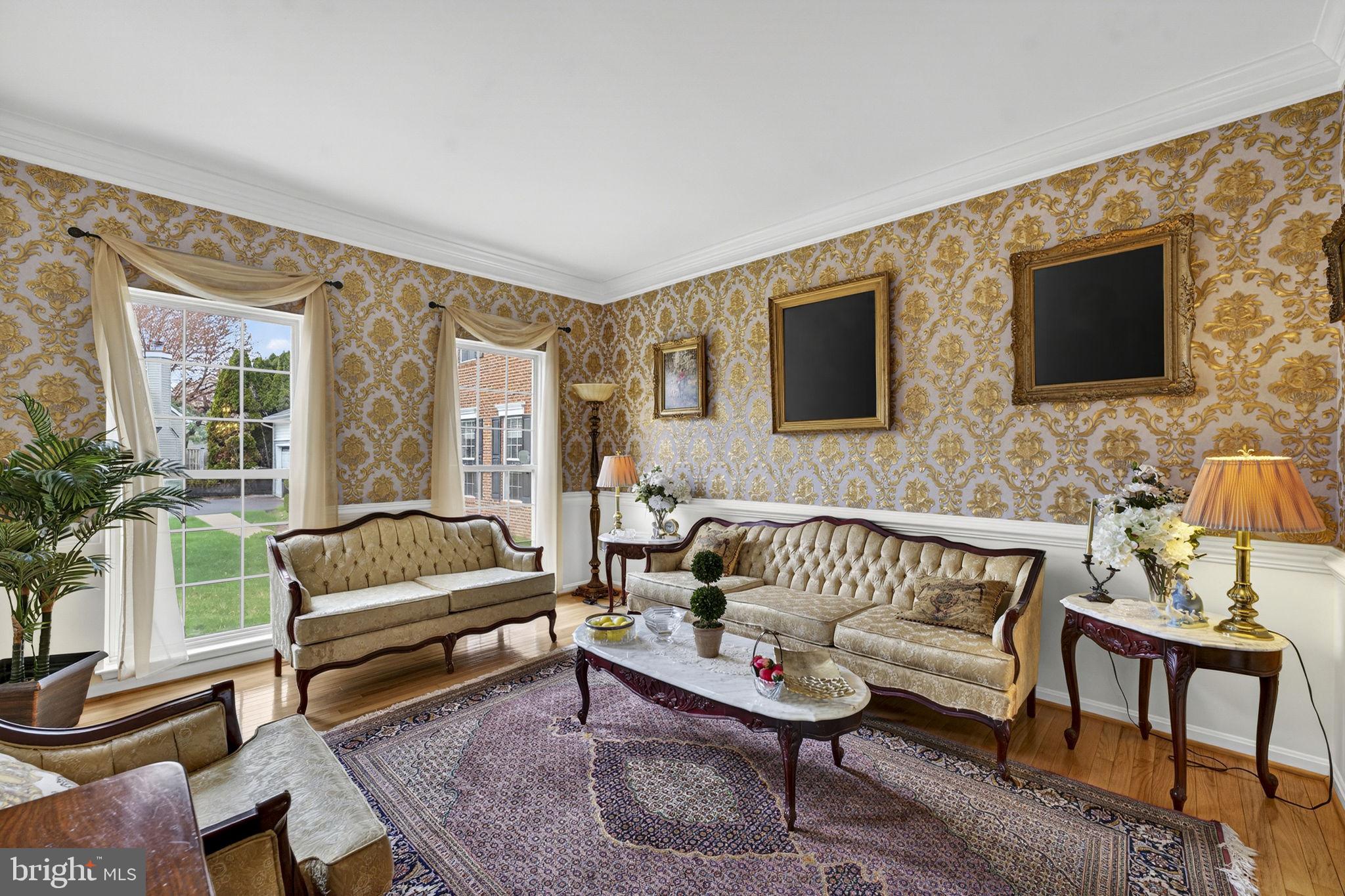 GREAT FALLS CHASE - Residential