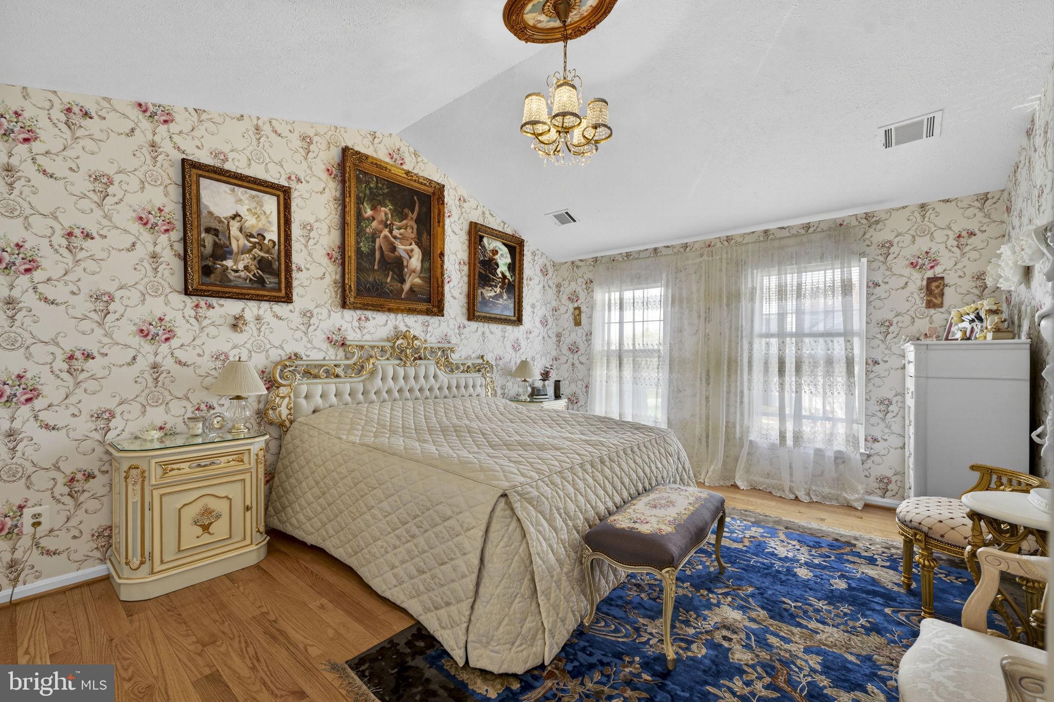 GREAT FALLS CHASE - Residential