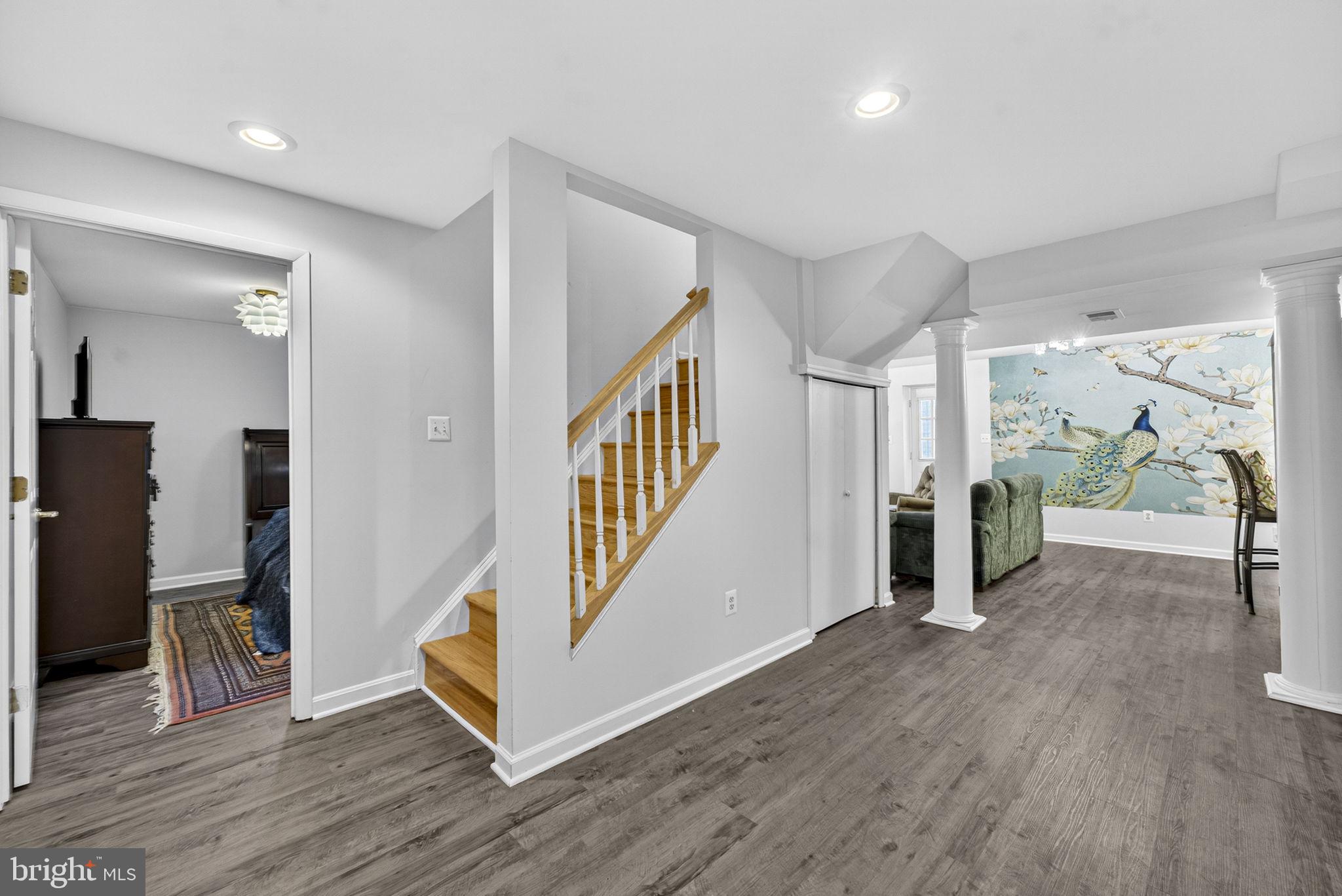 GREAT FALLS CHASE - Residential