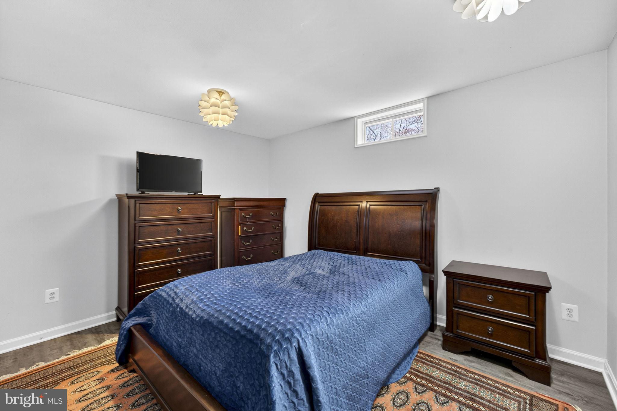 GREAT FALLS CHASE - Residential