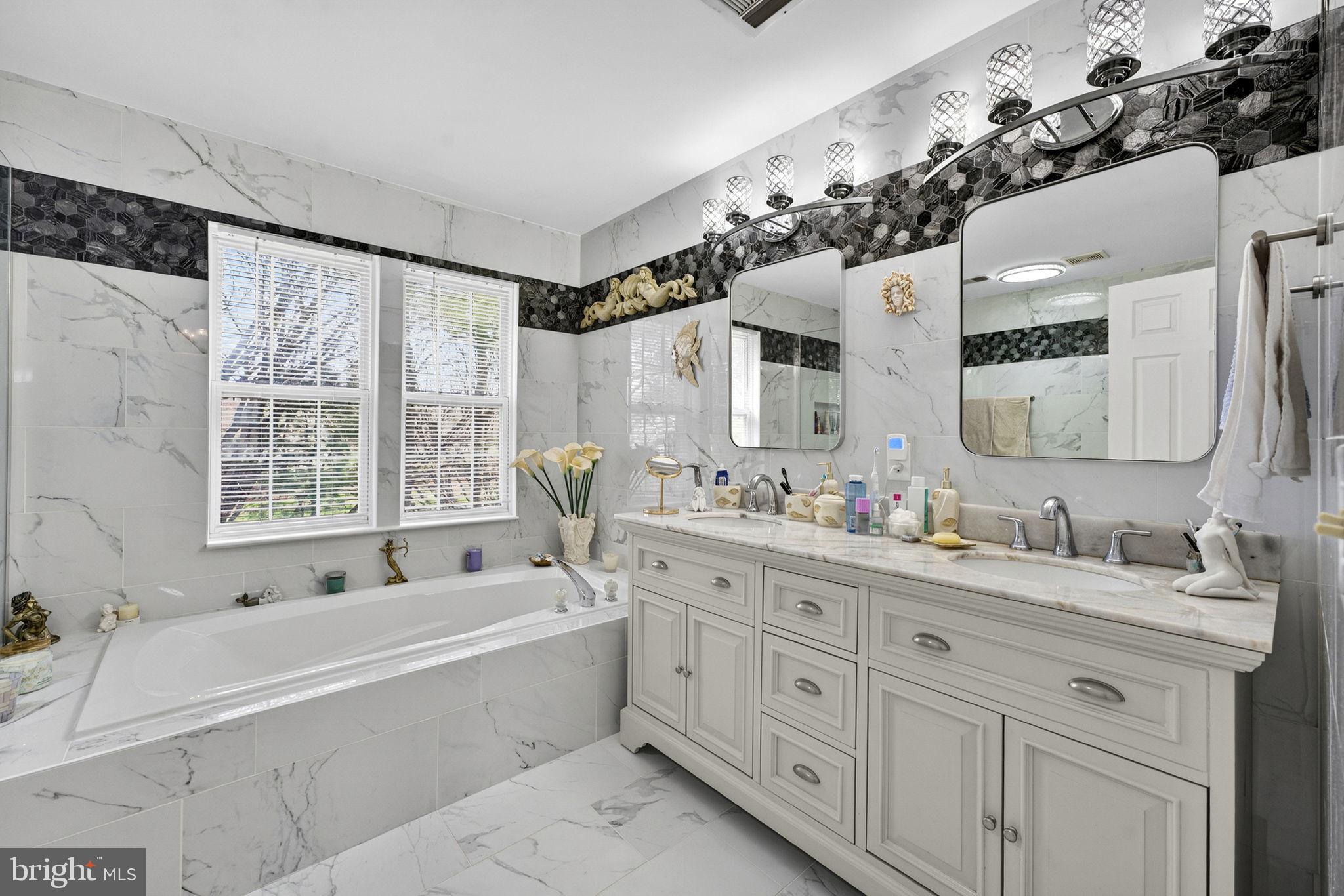 GREAT FALLS CHASE - Residential