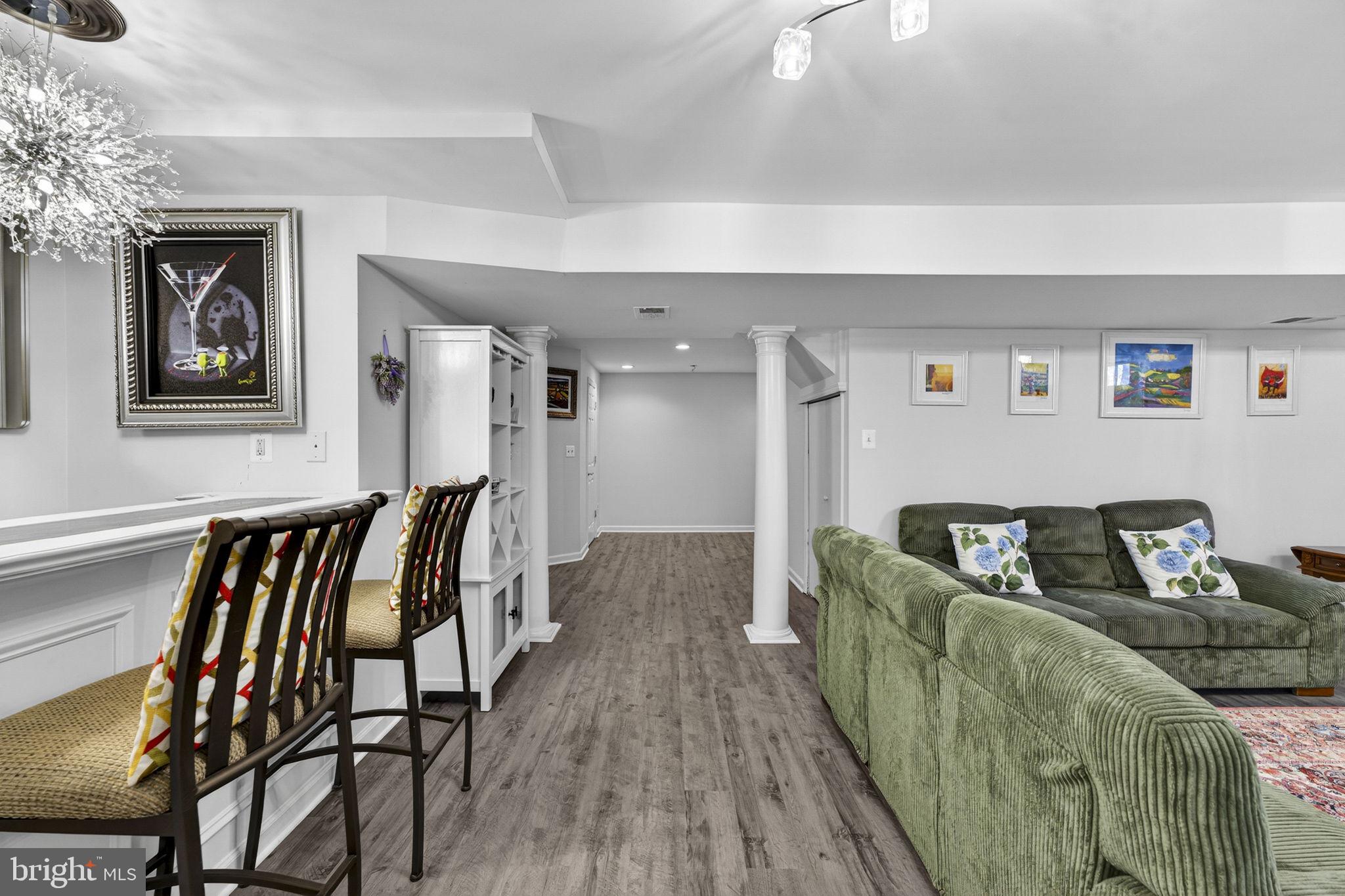 GREAT FALLS CHASE - Residential