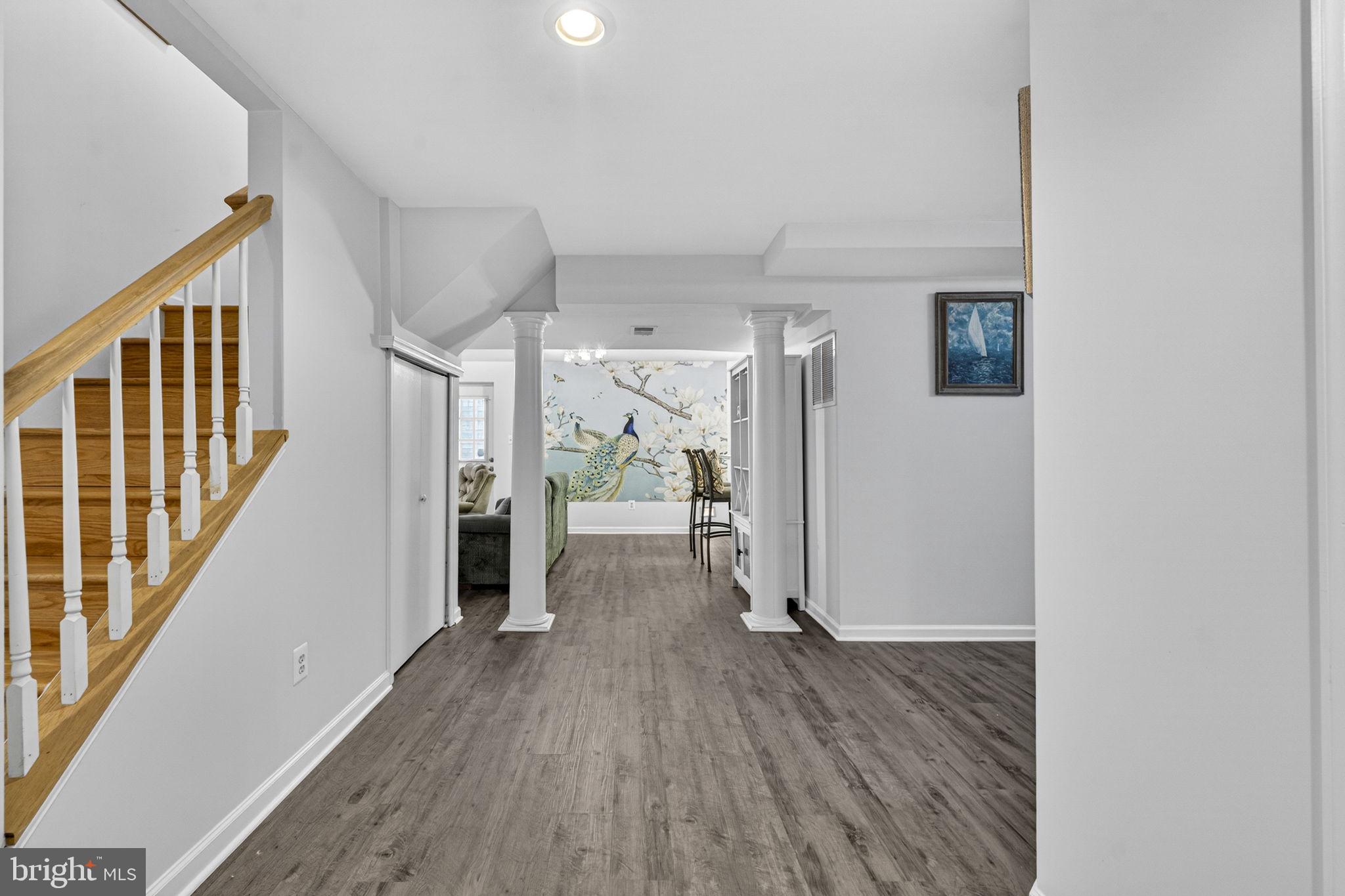 GREAT FALLS CHASE - Residential