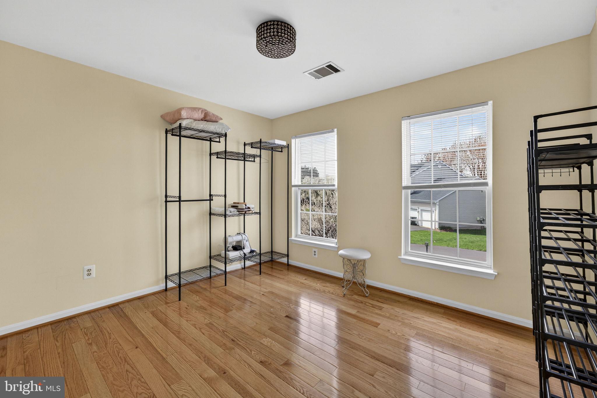 GREAT FALLS CHASE - Residential