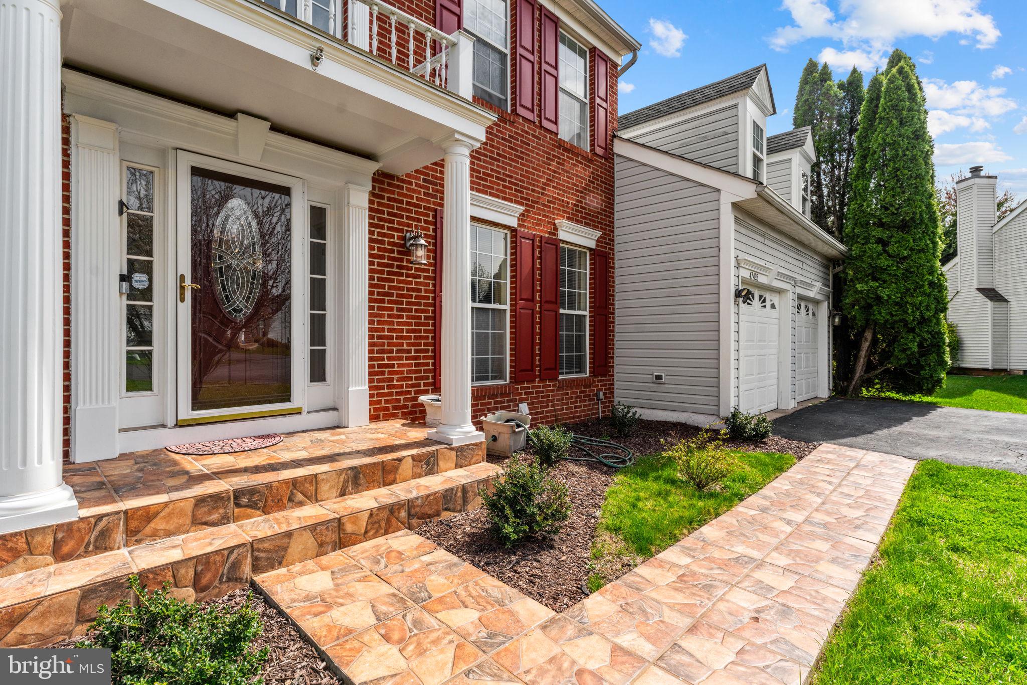 GREAT FALLS CHASE - Residential