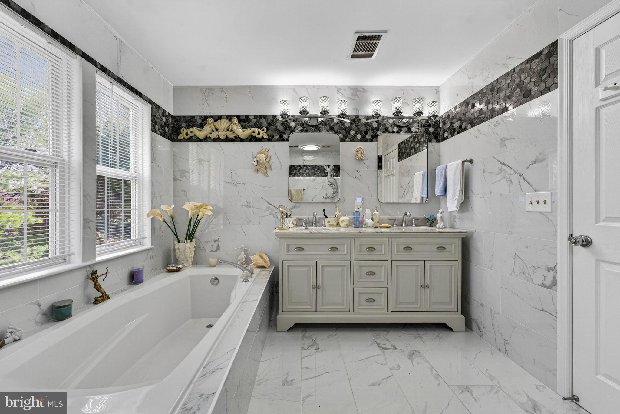 GREAT FALLS CHASE - Residential