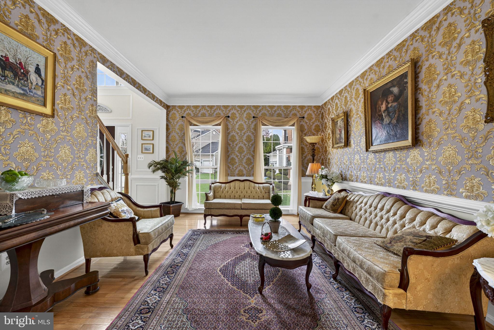 GREAT FALLS CHASE - Residential