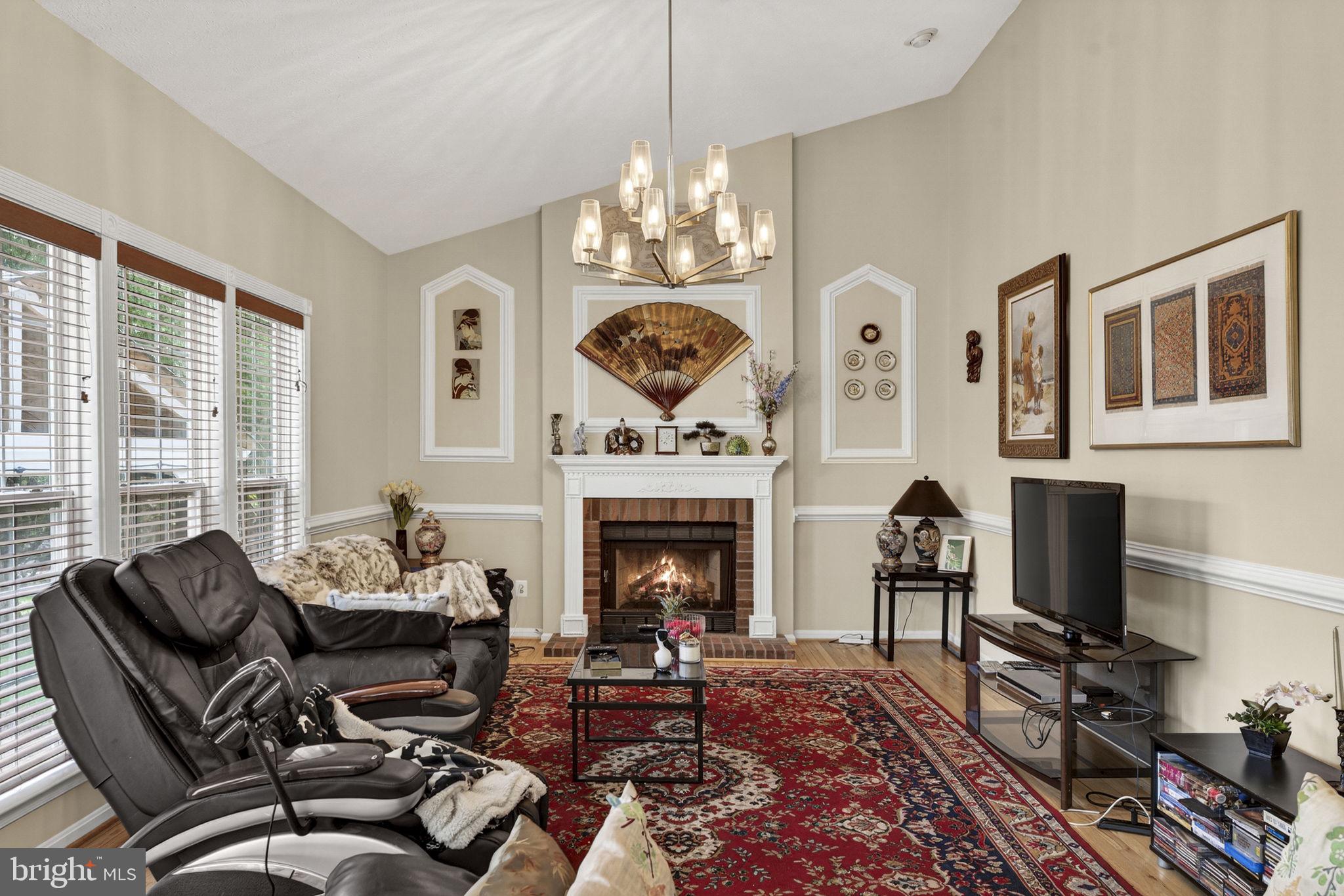 GREAT FALLS CHASE - Residential