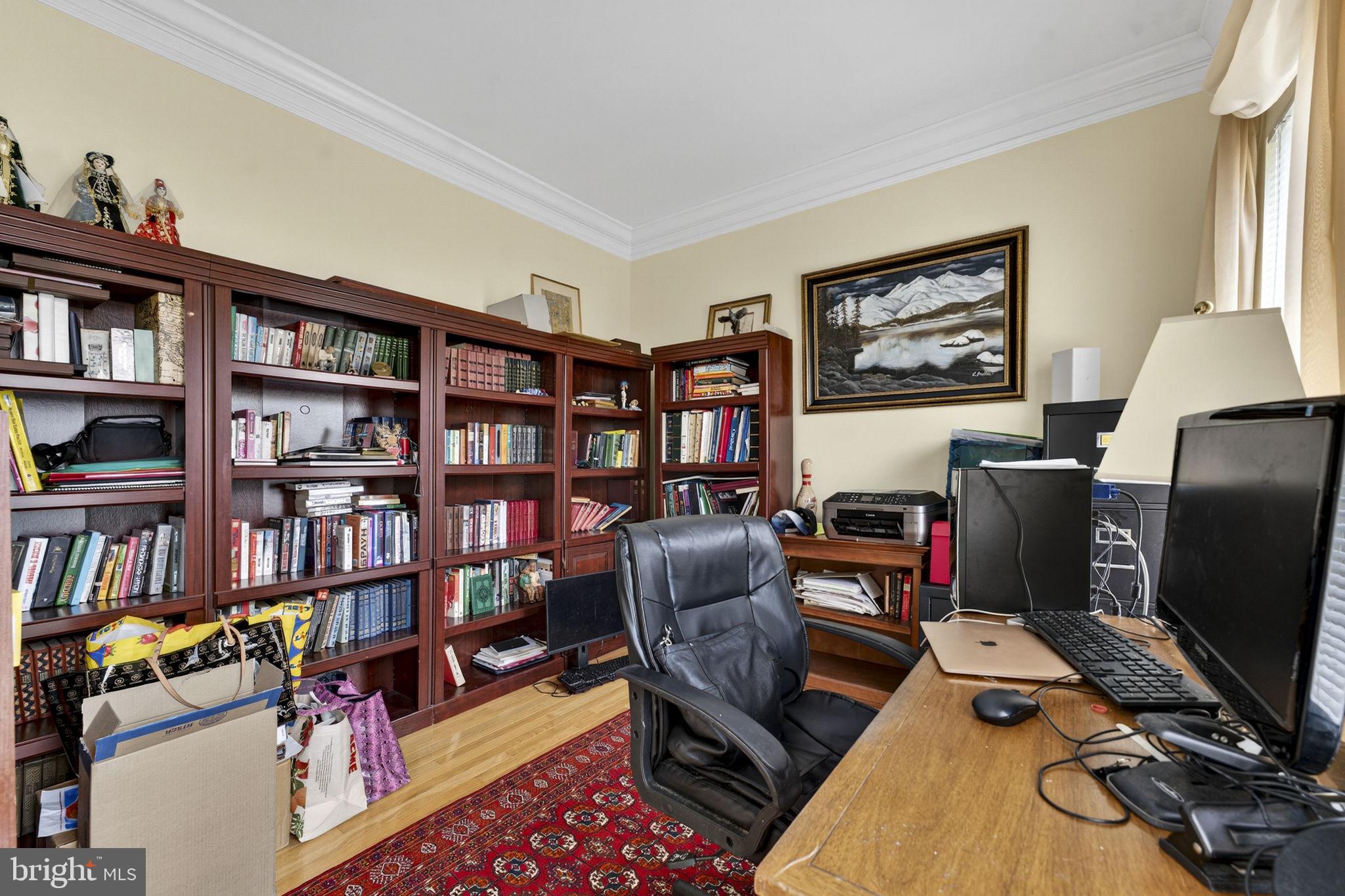 GREAT FALLS CHASE - Residential