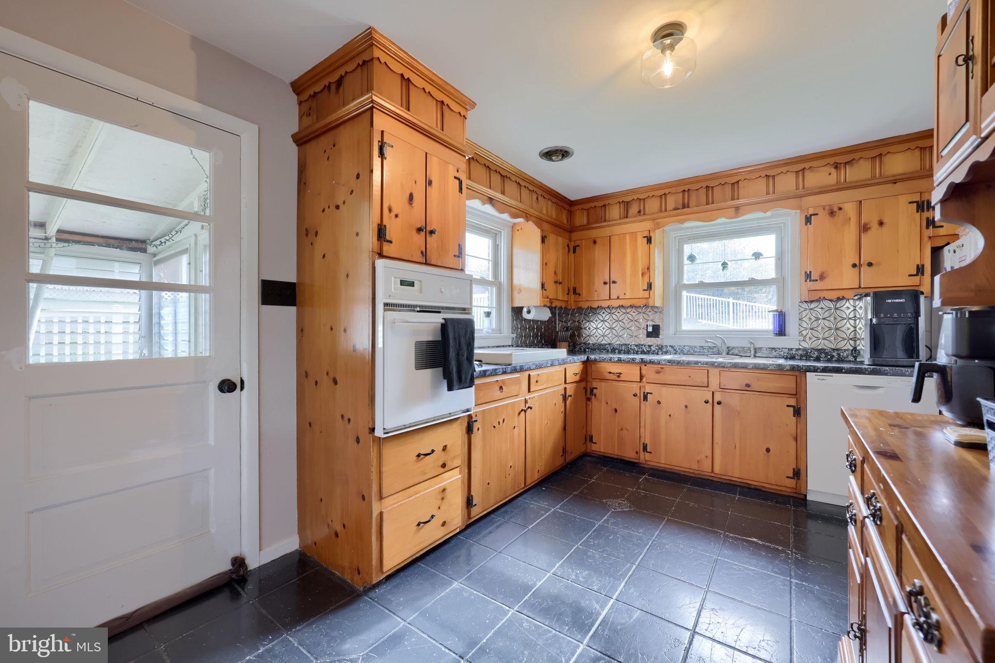 WEST MANCHESTER TWP - Residential