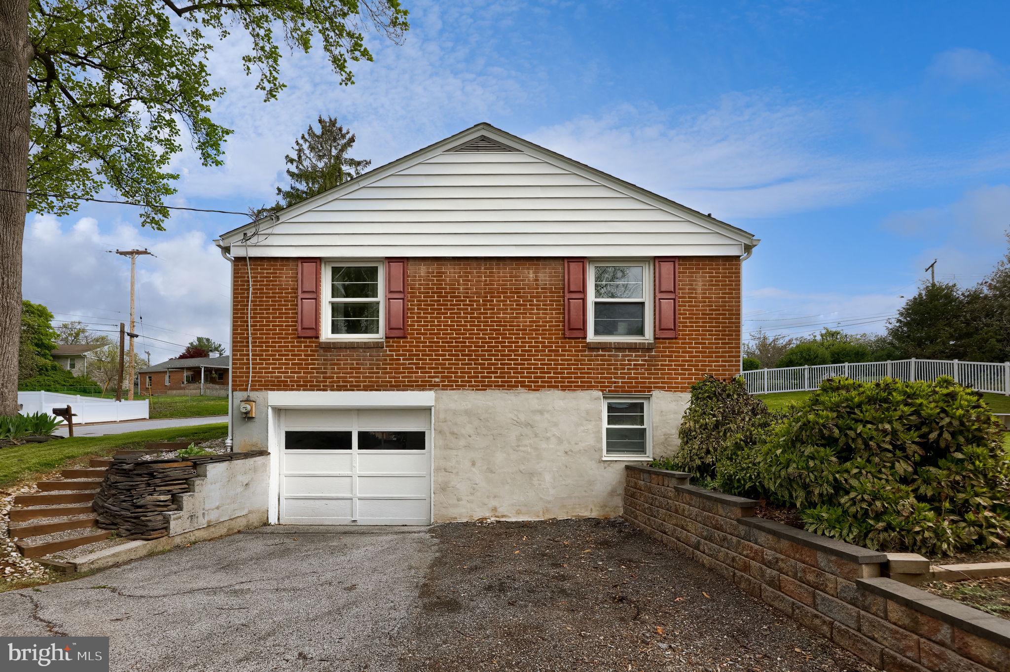 WEST MANCHESTER TWP - Residential