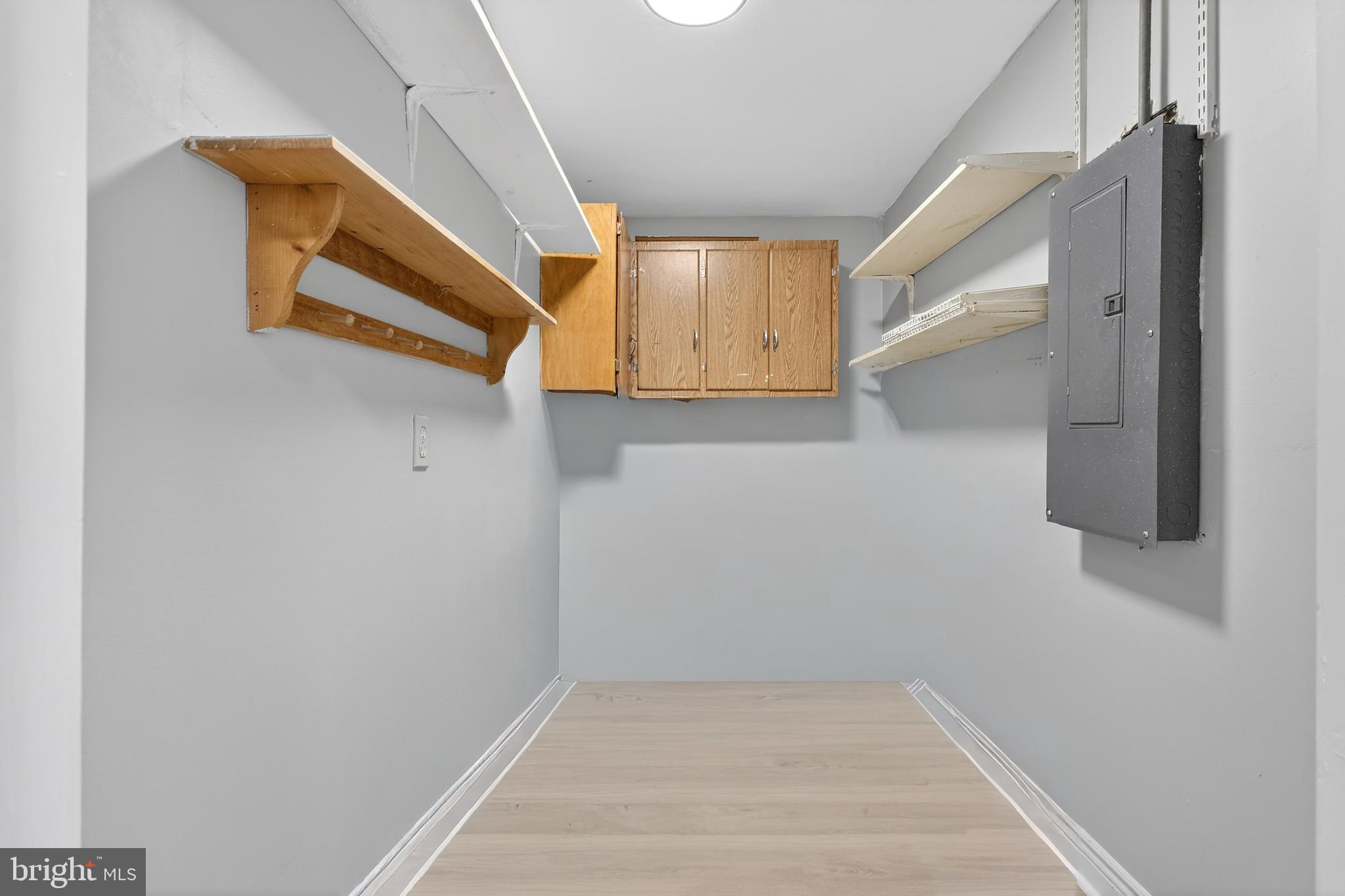 DOVERBROOK GDNS - Residential