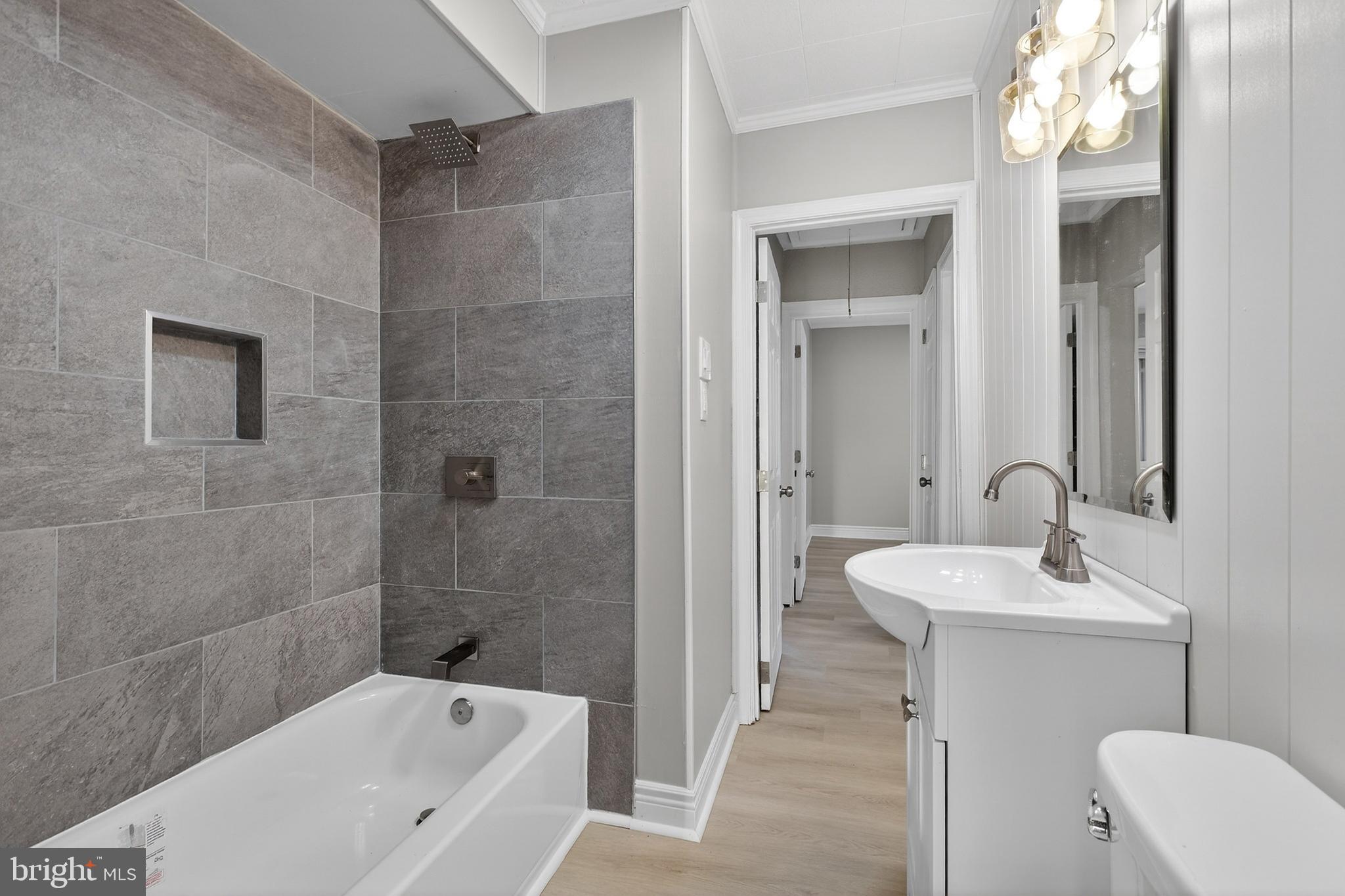 DOVERBROOK GDNS - Residential