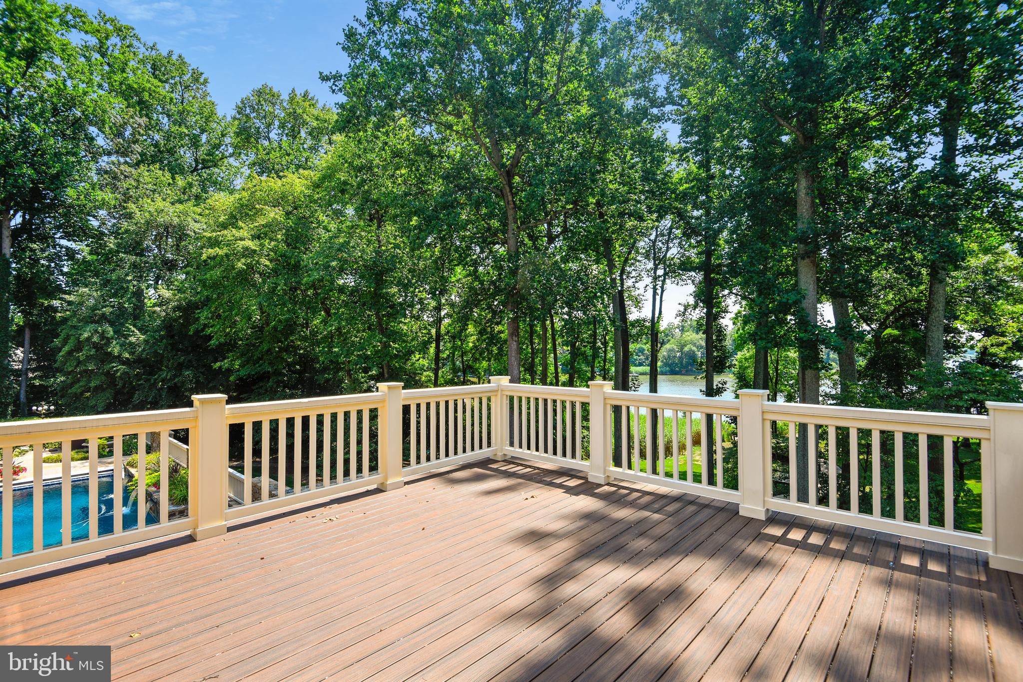 POPLAR POINT - Residential