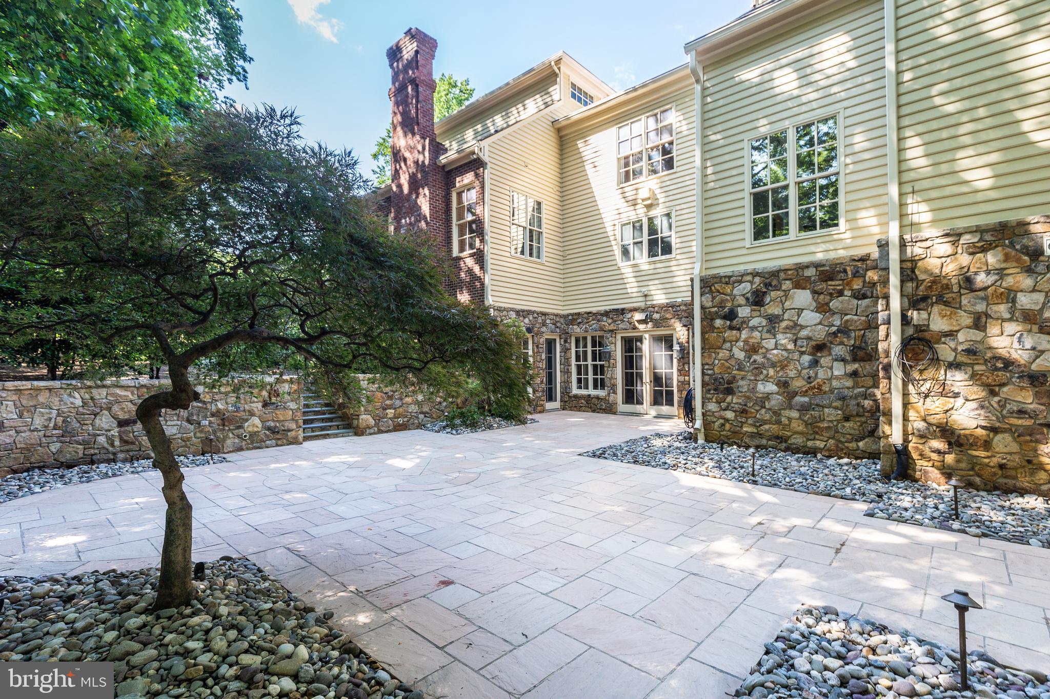 POPLAR POINT - Residential