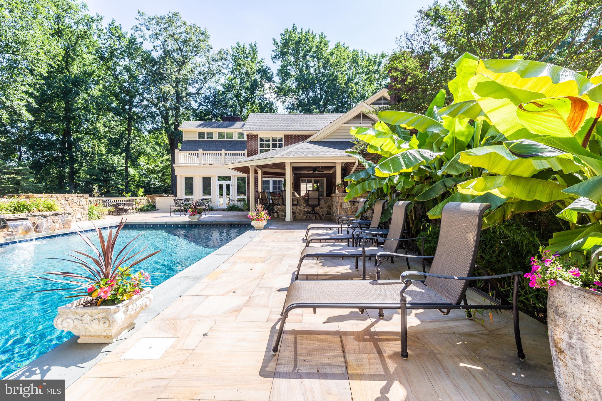 POPLAR POINT - Residential