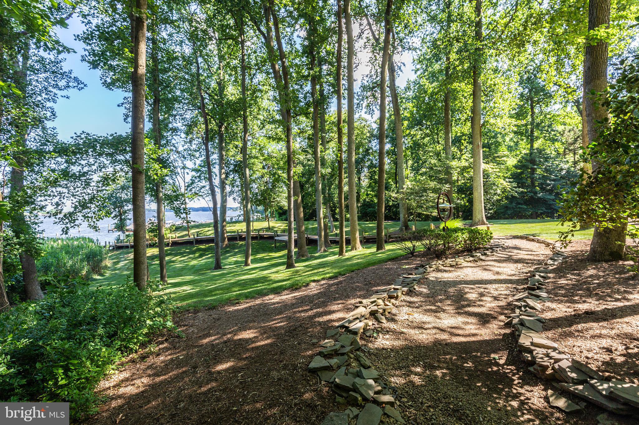 POPLAR POINT - Residential