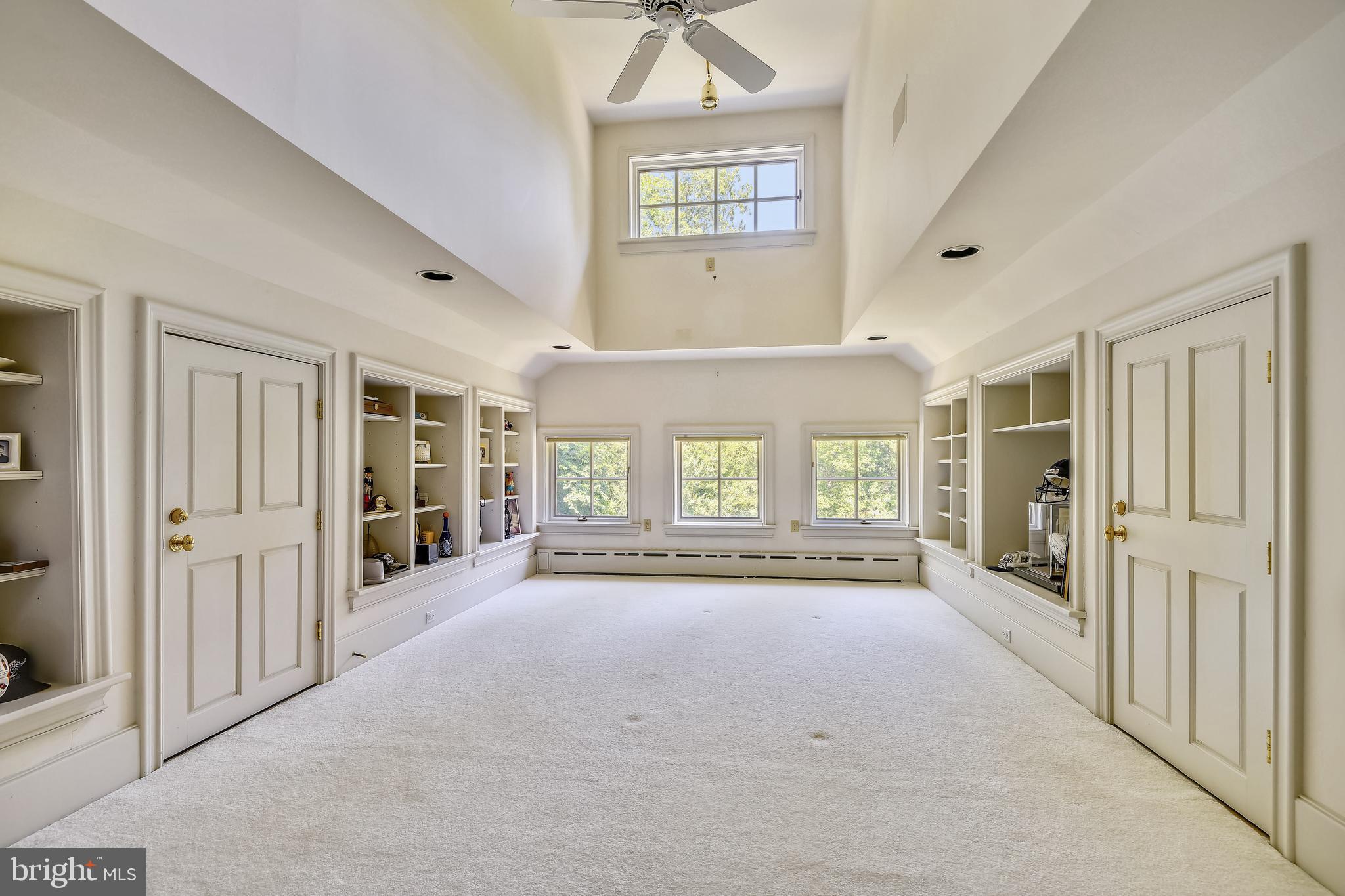 POPLAR POINT - Residential