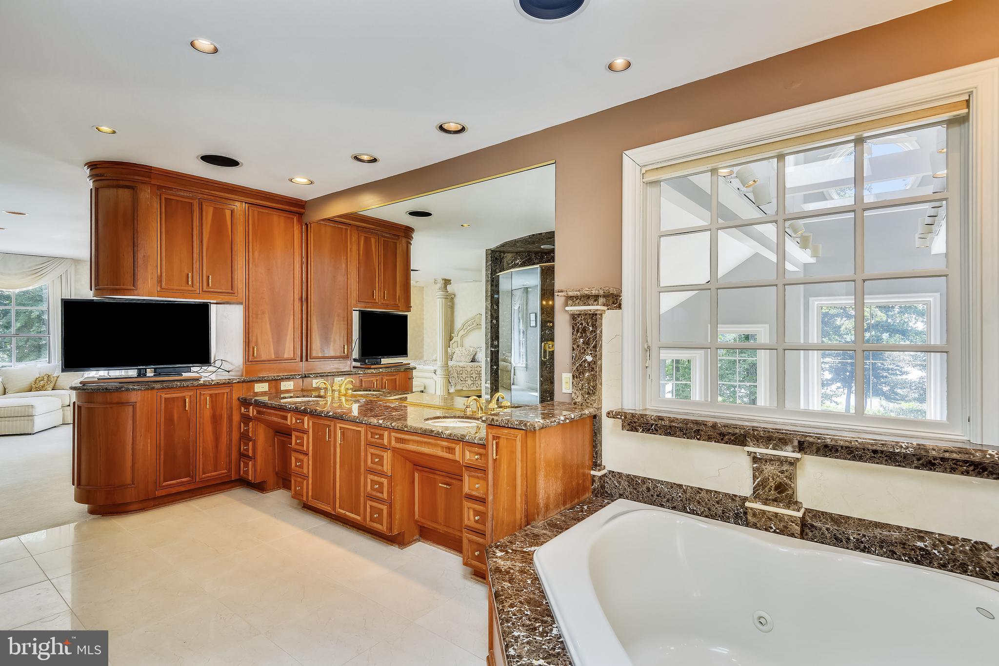 POPLAR POINT - Residential