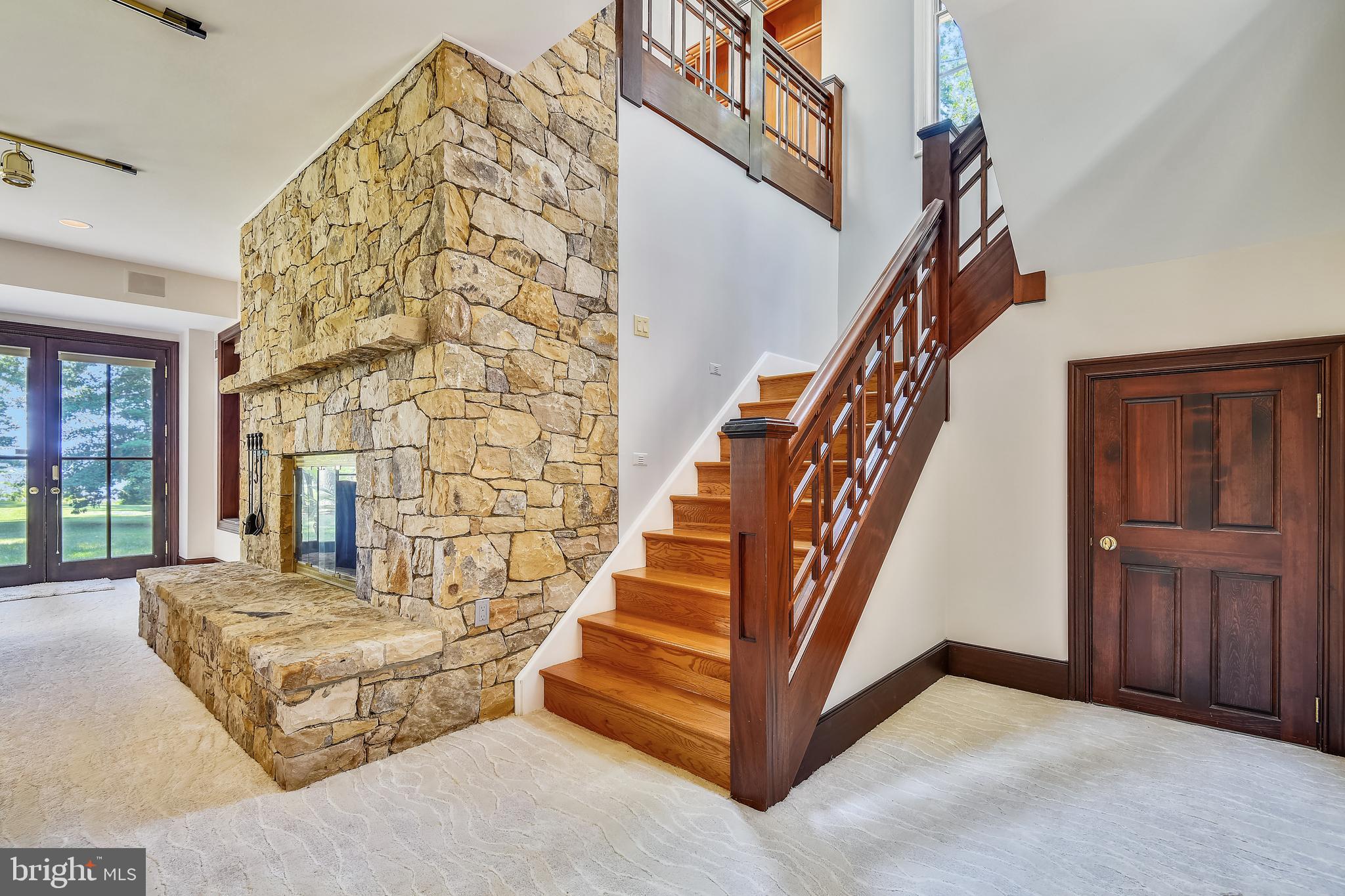 POPLAR POINT - Residential