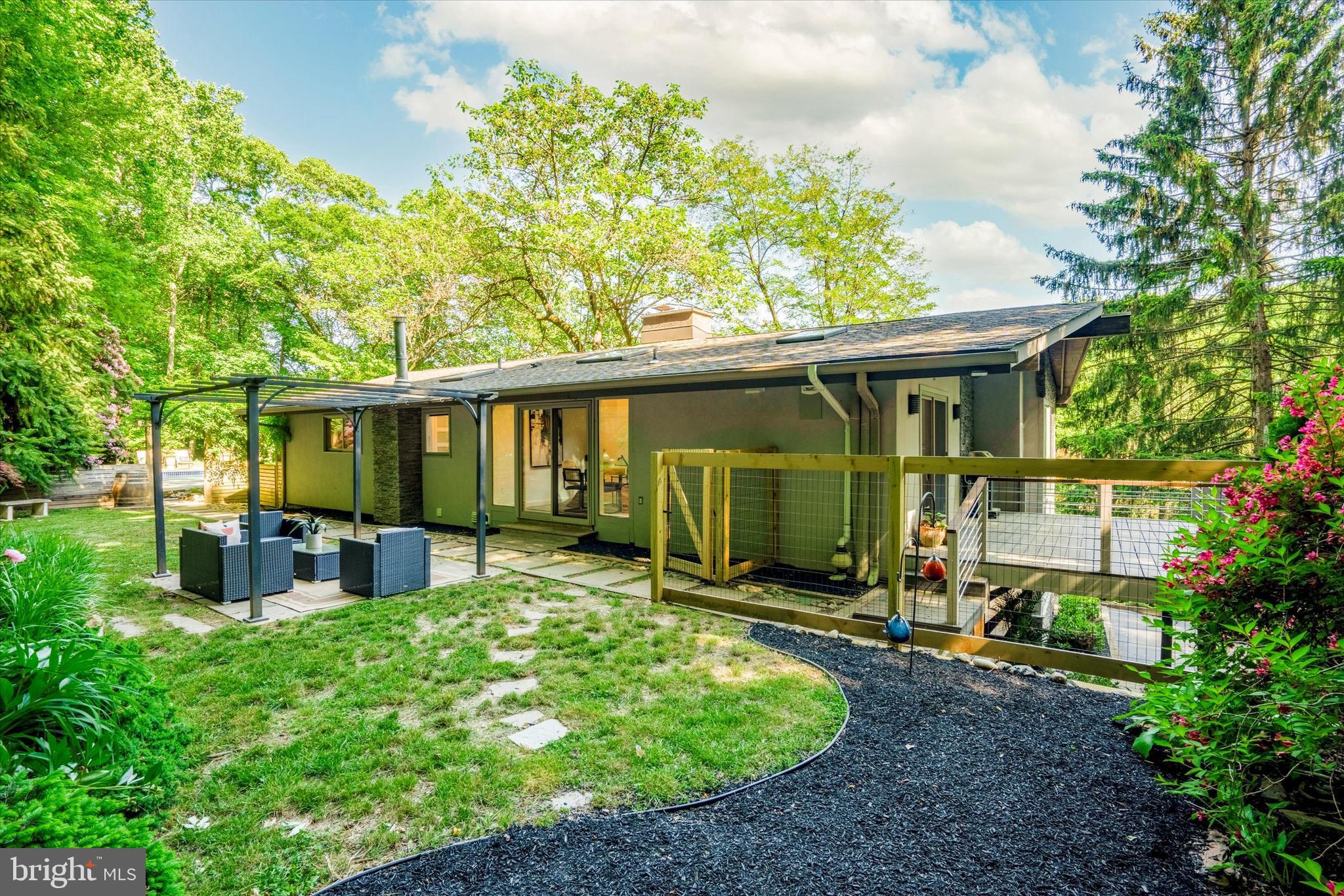 GULPH MILLS VIL - Residential