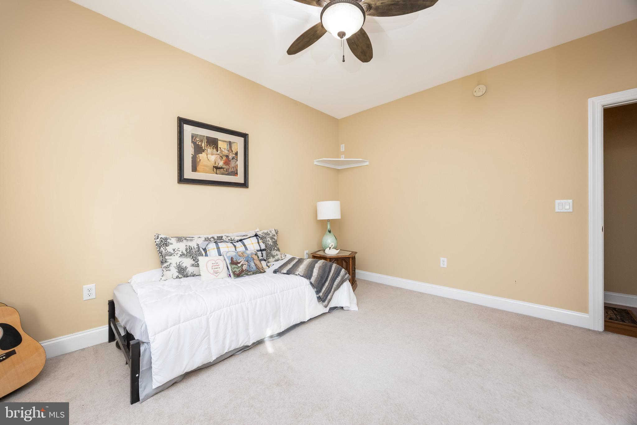 KAYWOOD - Residential