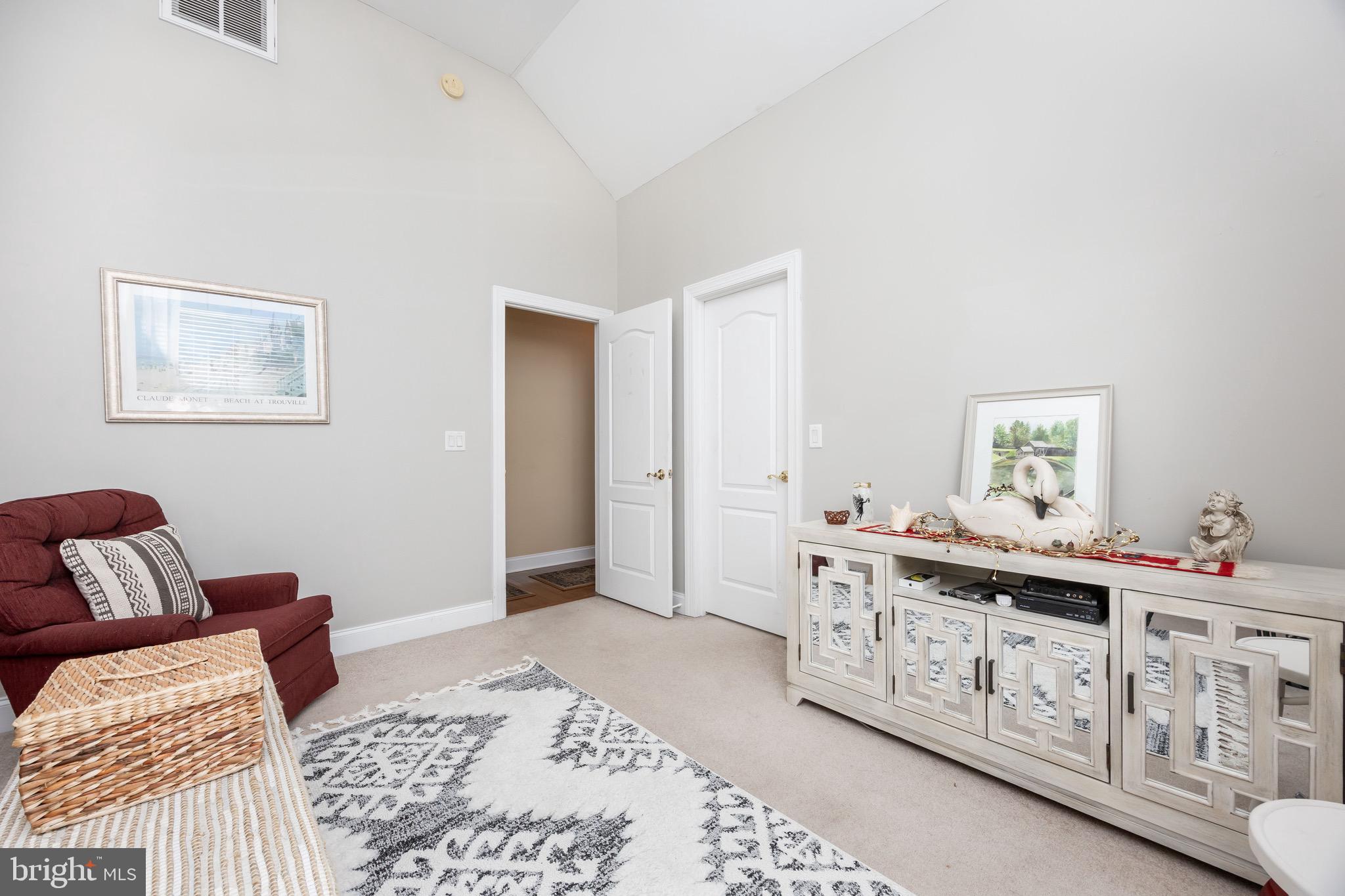 KAYWOOD - Residential