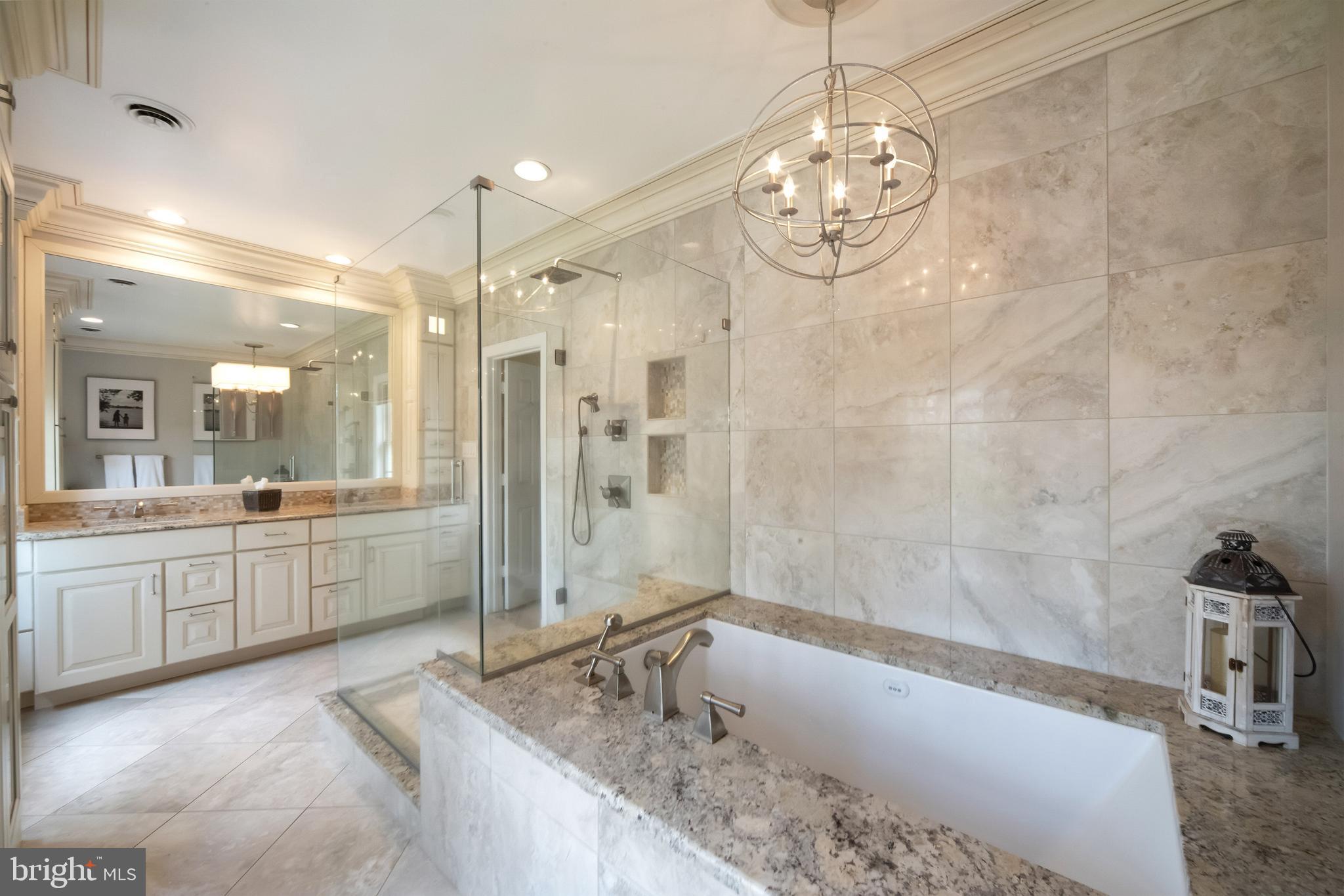 LAURELFORD - Residential