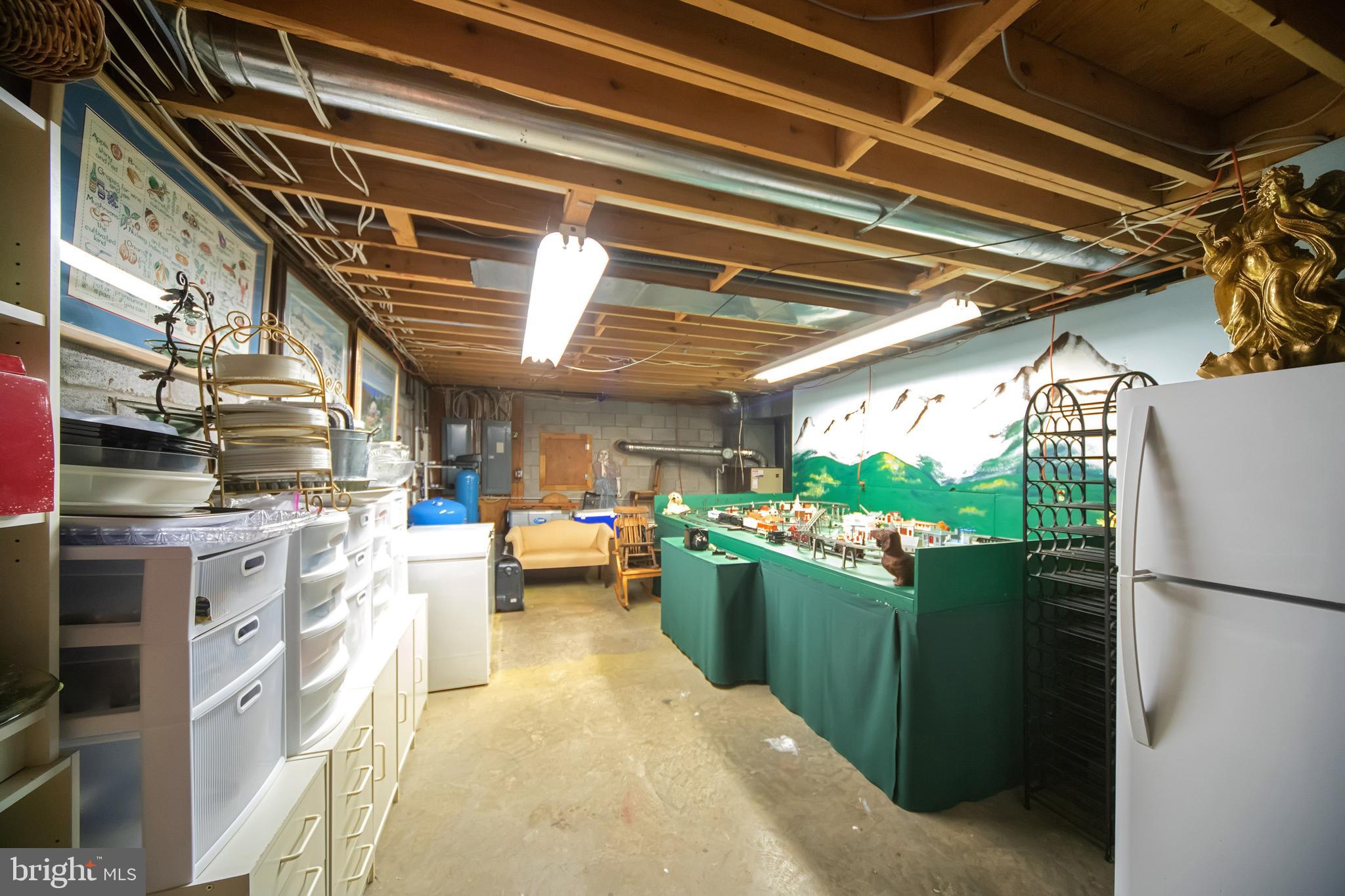 LAURELFORD - Residential