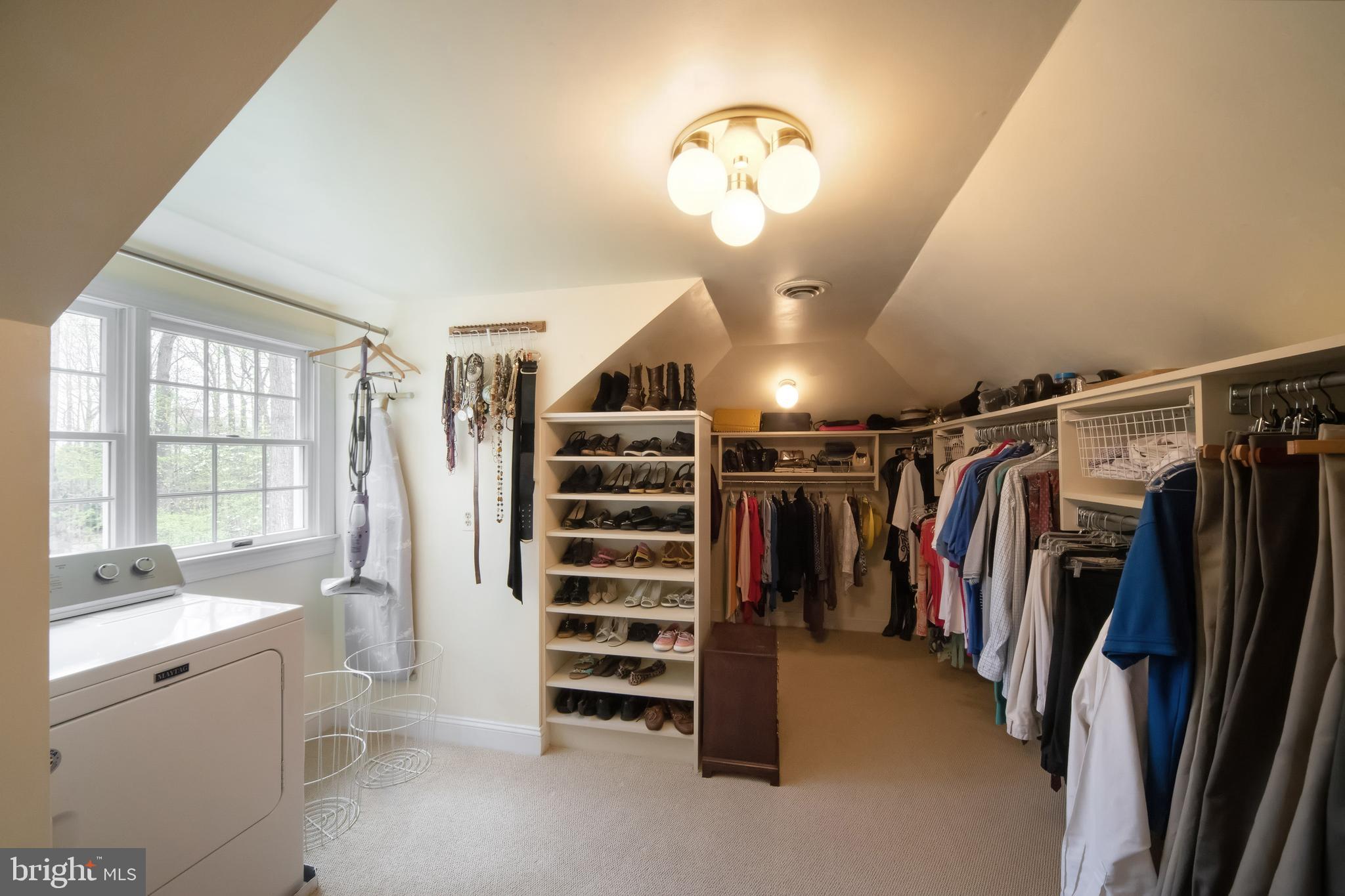 LAURELFORD - Residential