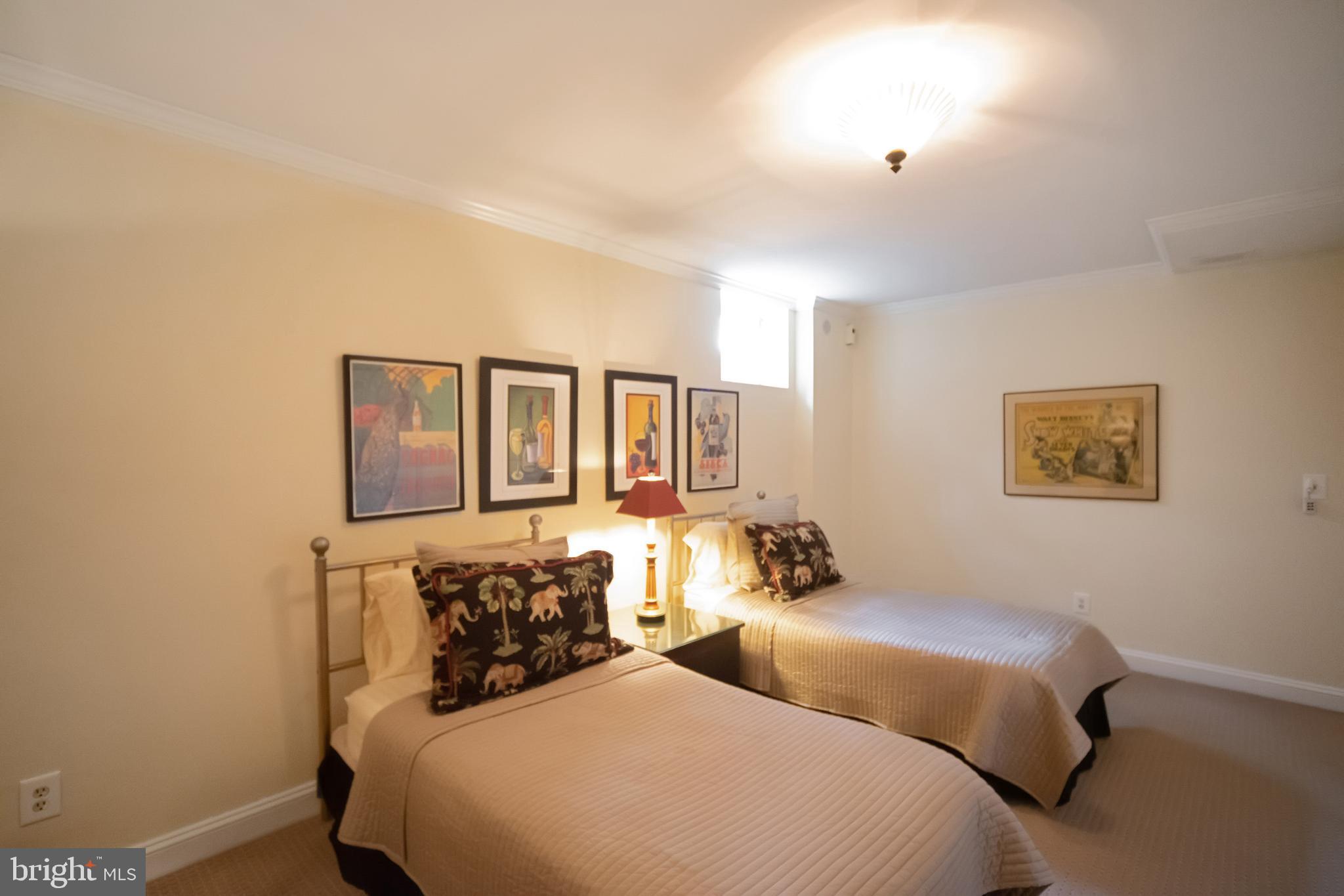 LAURELFORD - Residential